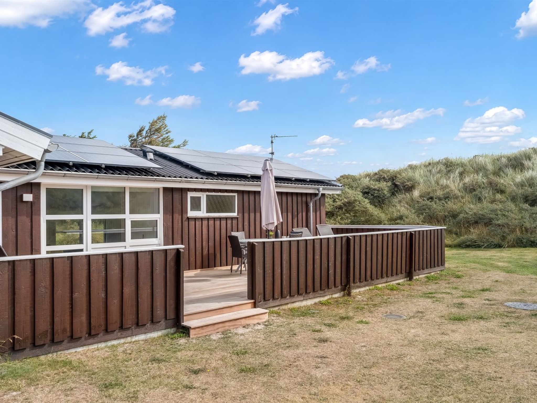 "Larisa" - 250m from the sea - Buiten