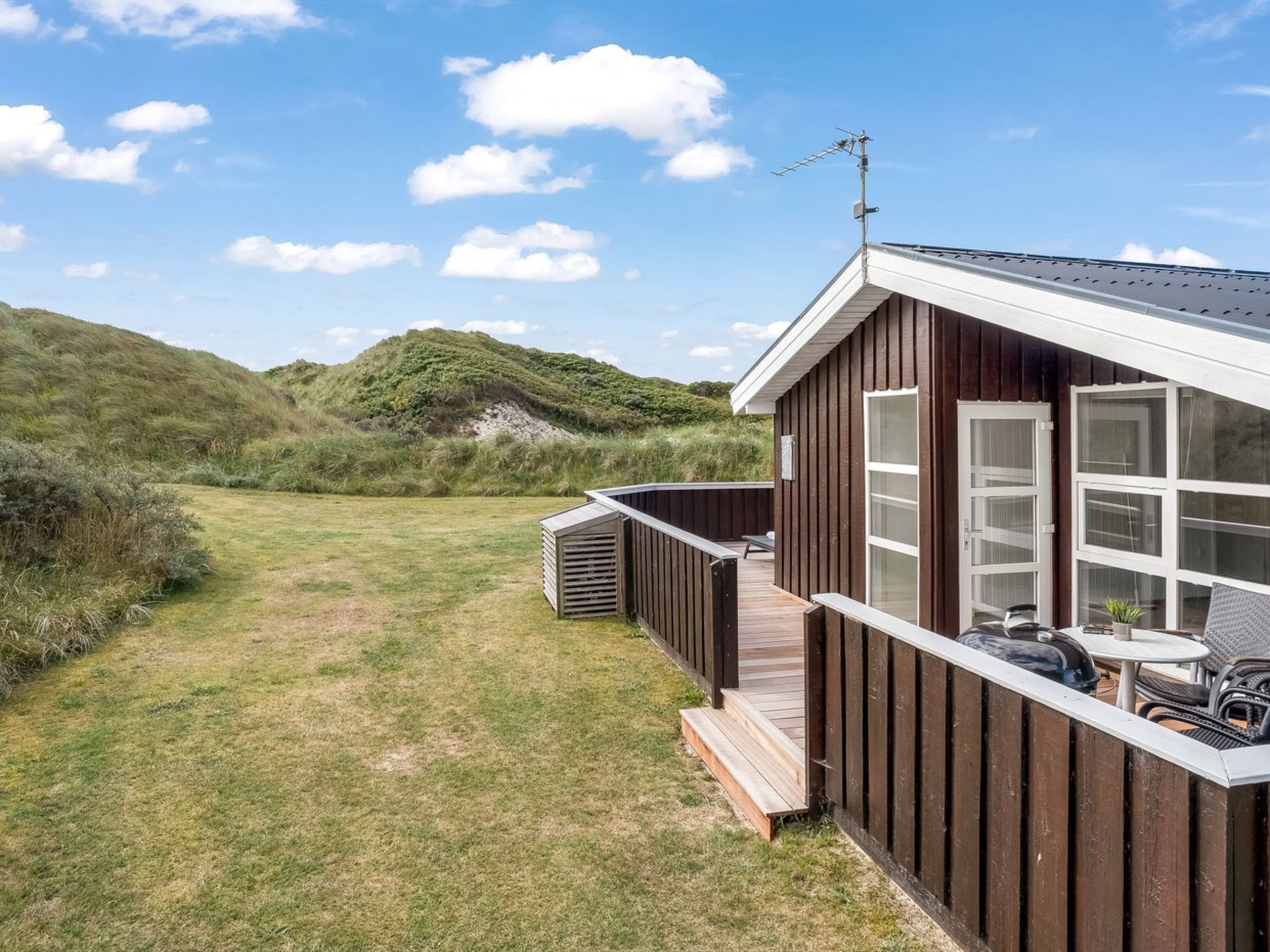 "Larisa" - 250m from the sea - Buiten
