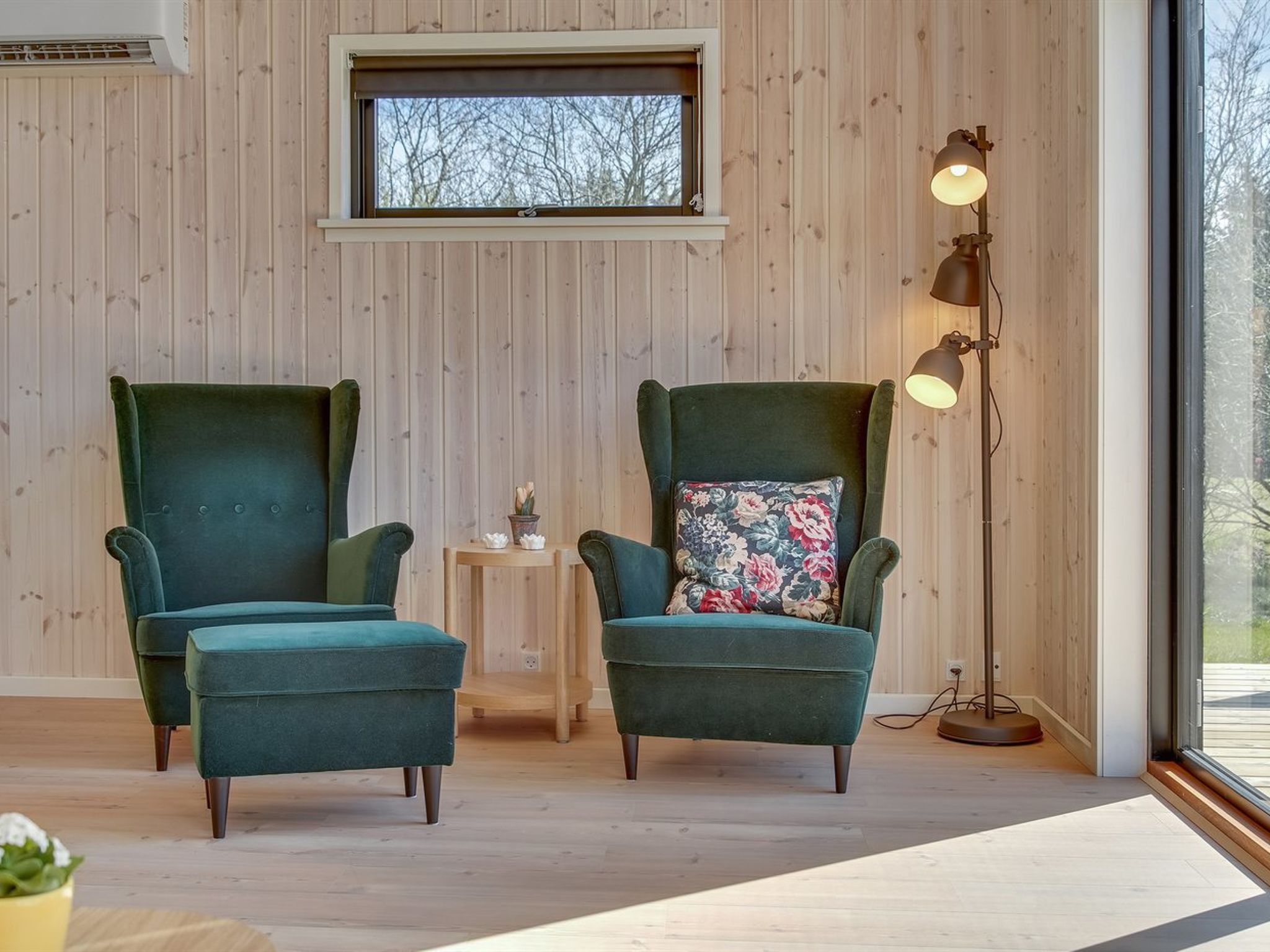 "Bentine" - 1.6km from the sea