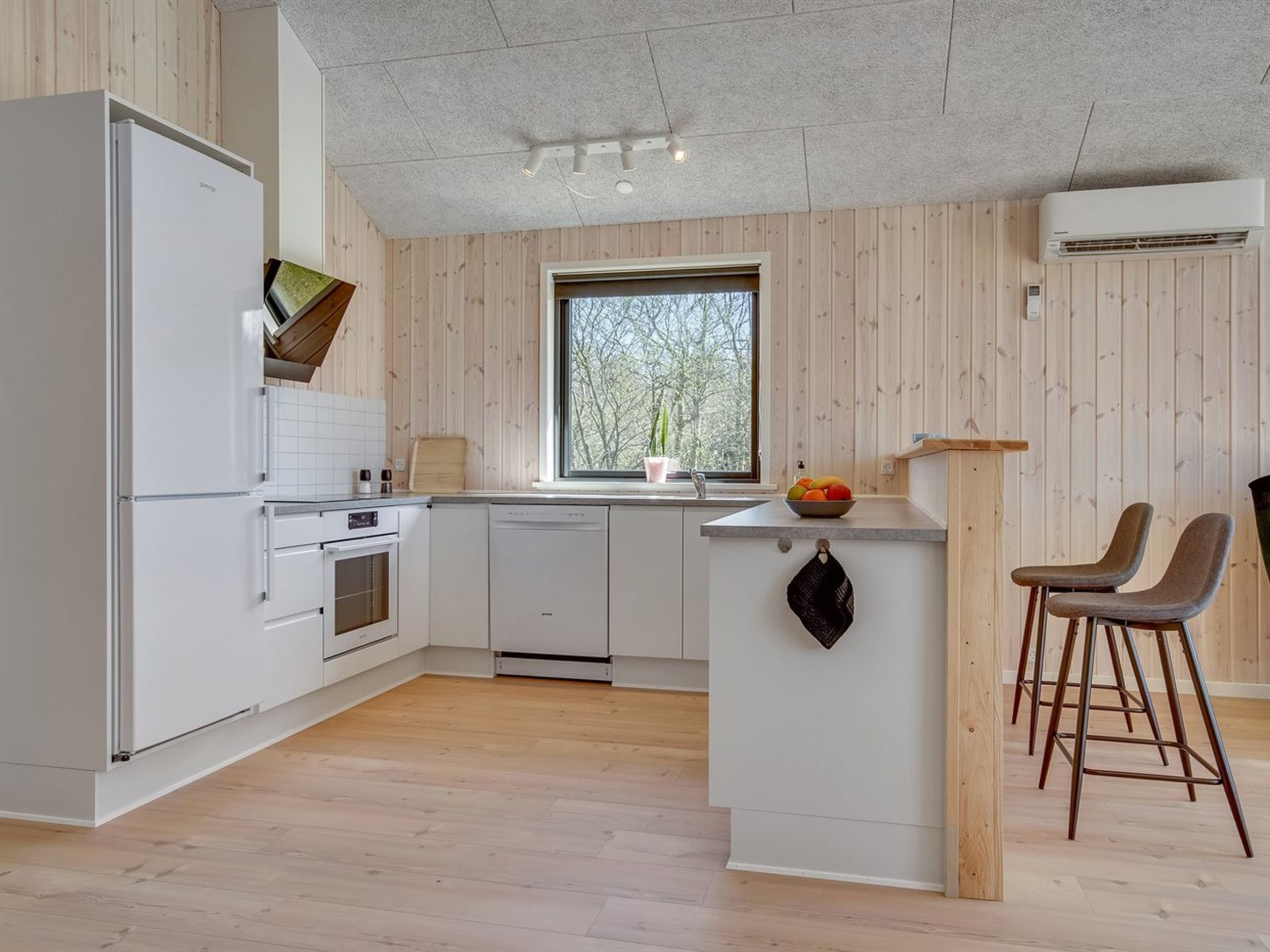 "Bentine" - 1.6km from the sea - Binnen