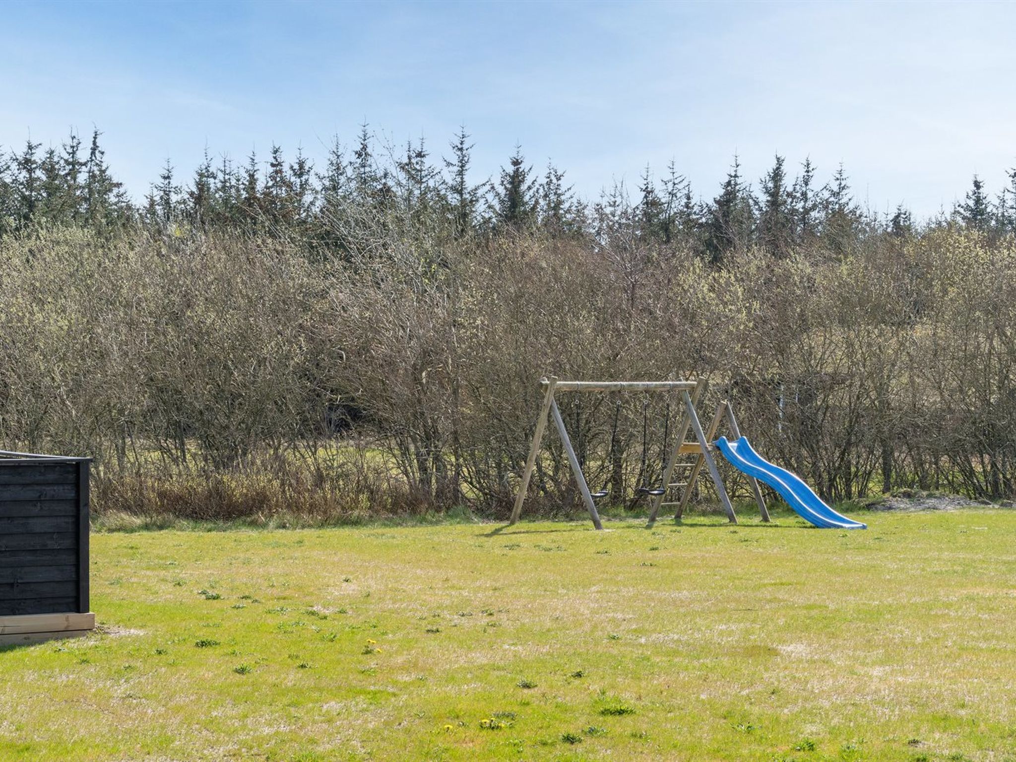 "Bentine" - 1.6km from the sea - Buiten
