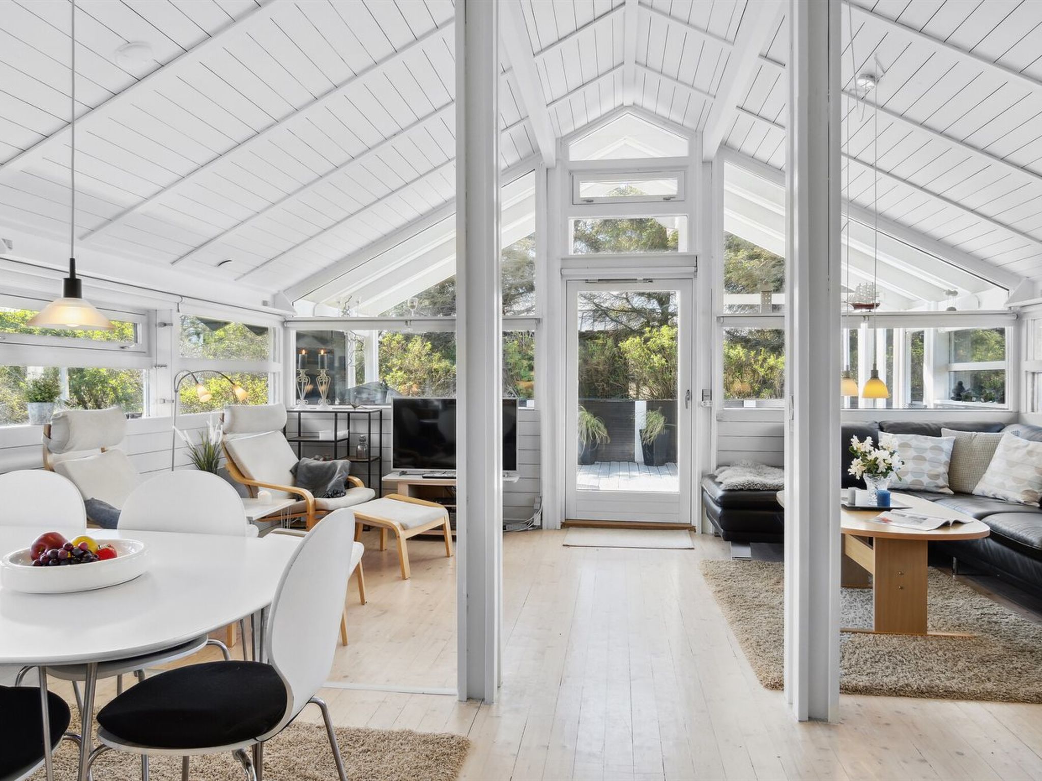 "Allida" - 800m from the sea-Inside