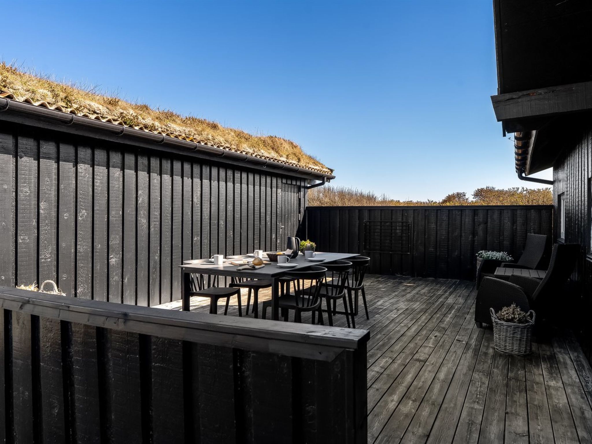 "Rutha" - 45m from the sea - Buiten