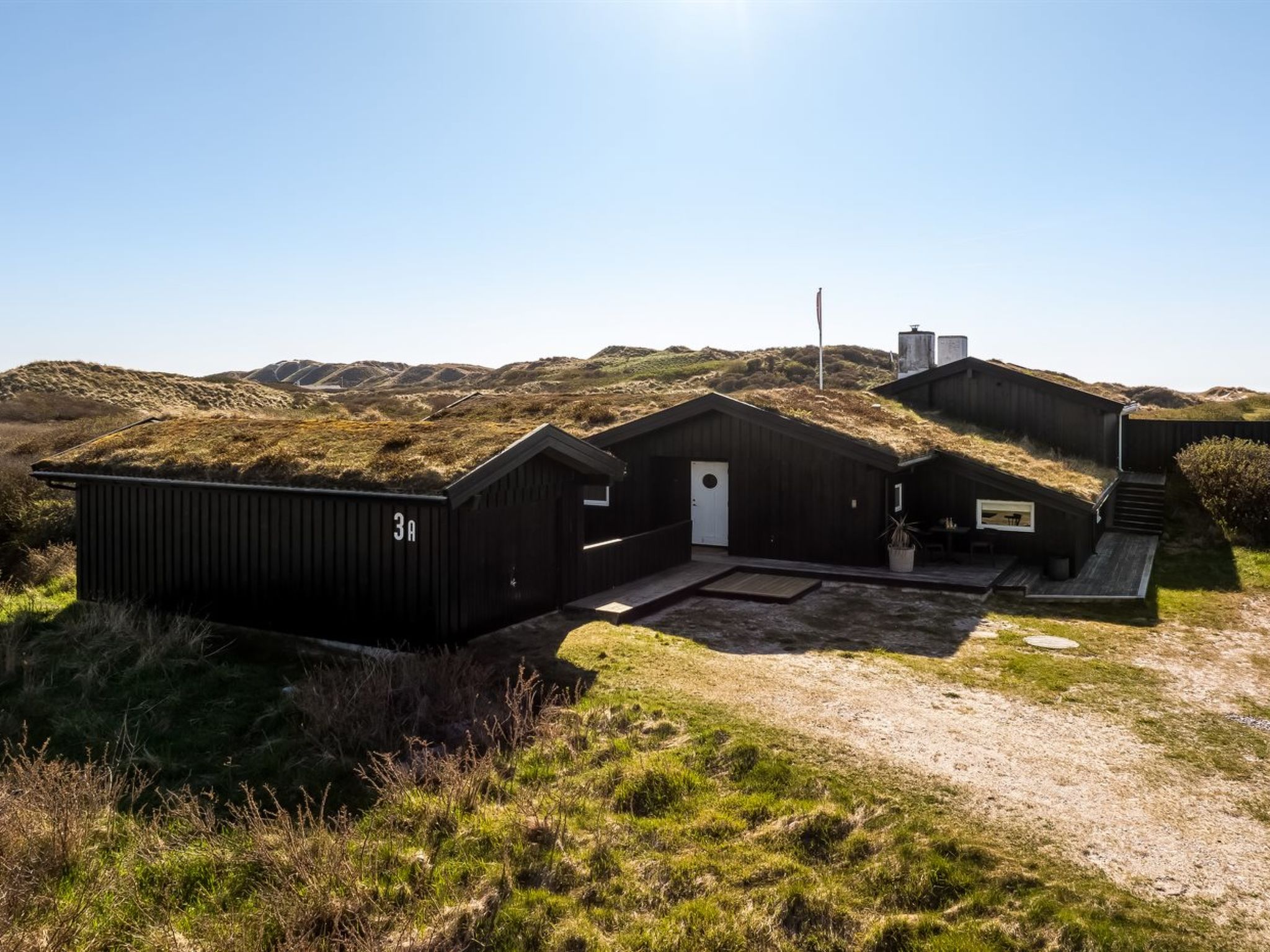 "Rutha" - 45m from the sea - Buiten