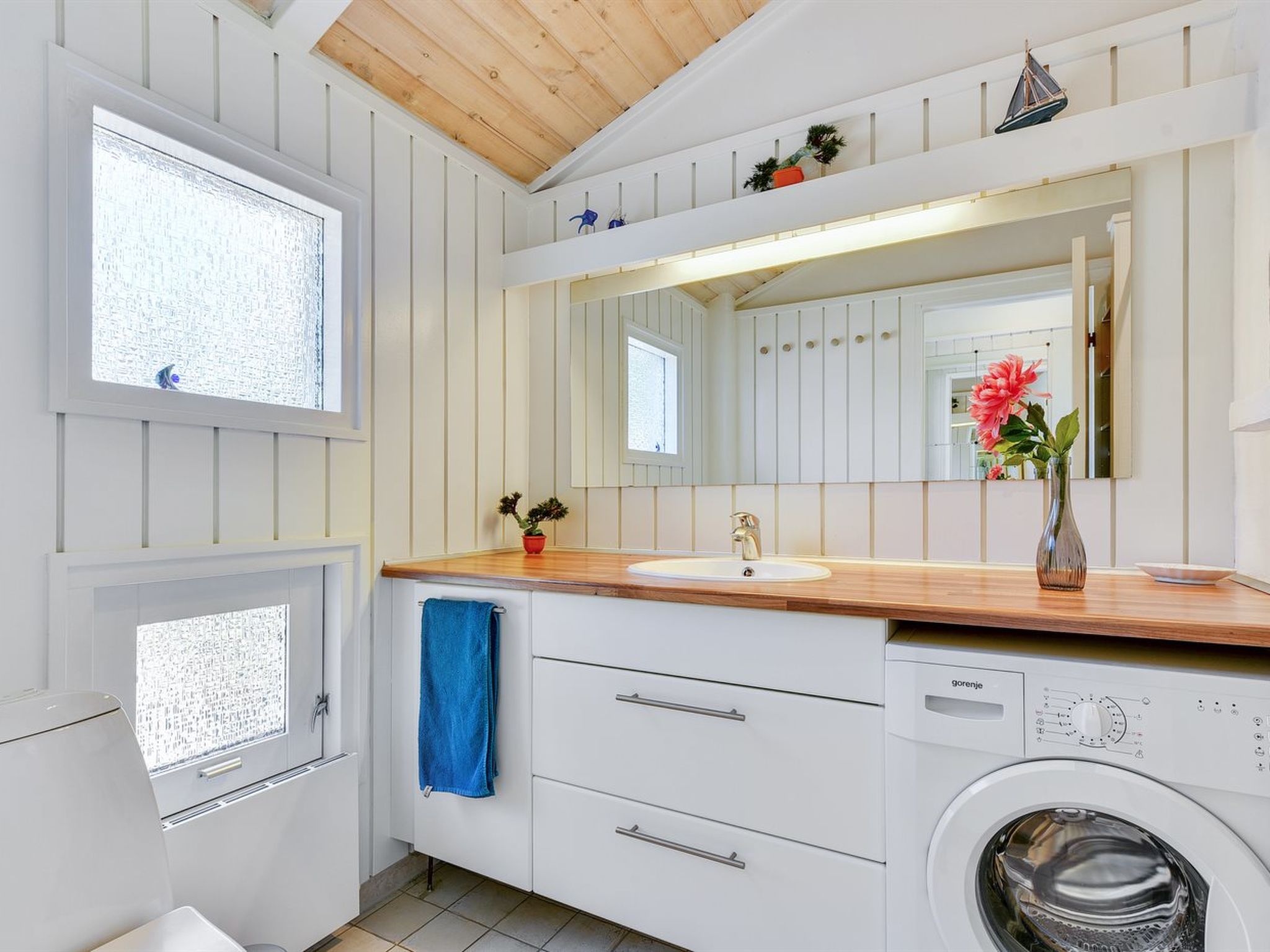 "Immi" - 1.5km from the sea-Binnen