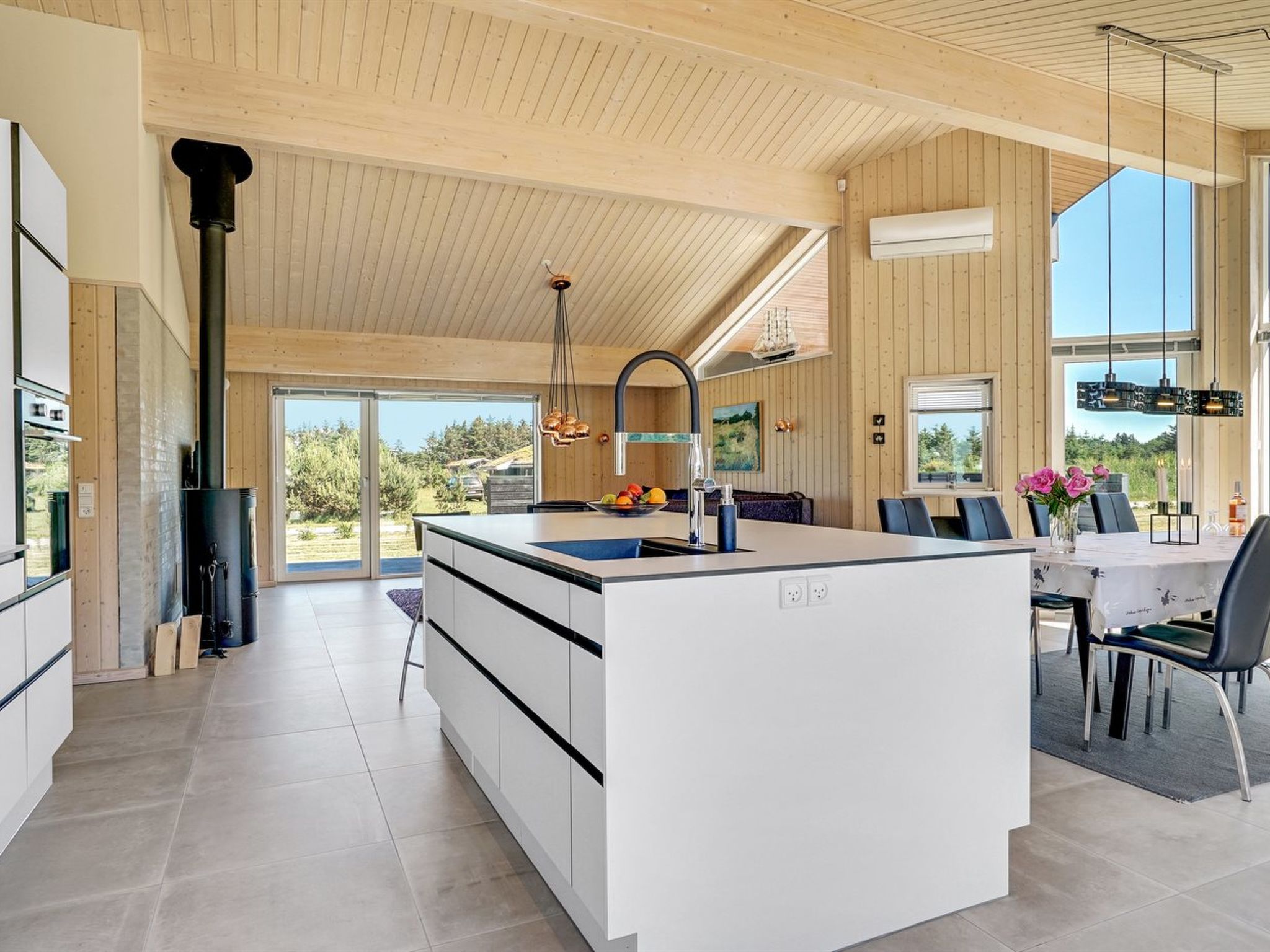 "Dorothe" - 1.4km from the sea - Binnen
