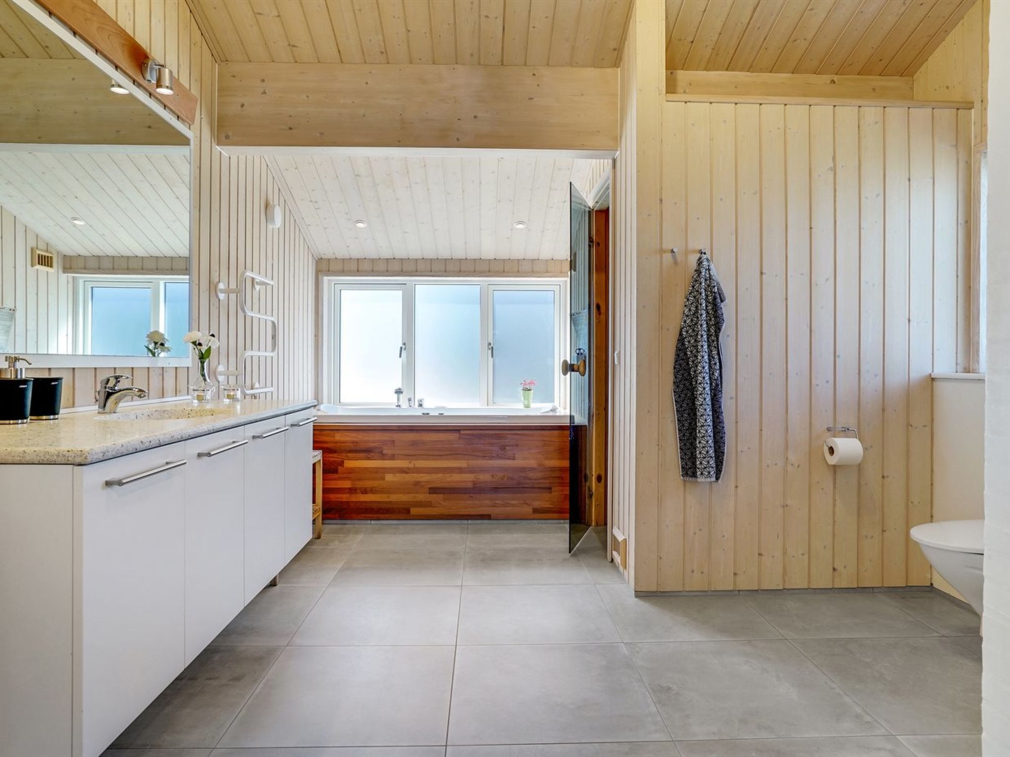 "Dorothe" - 1.4km from the sea - Binnen