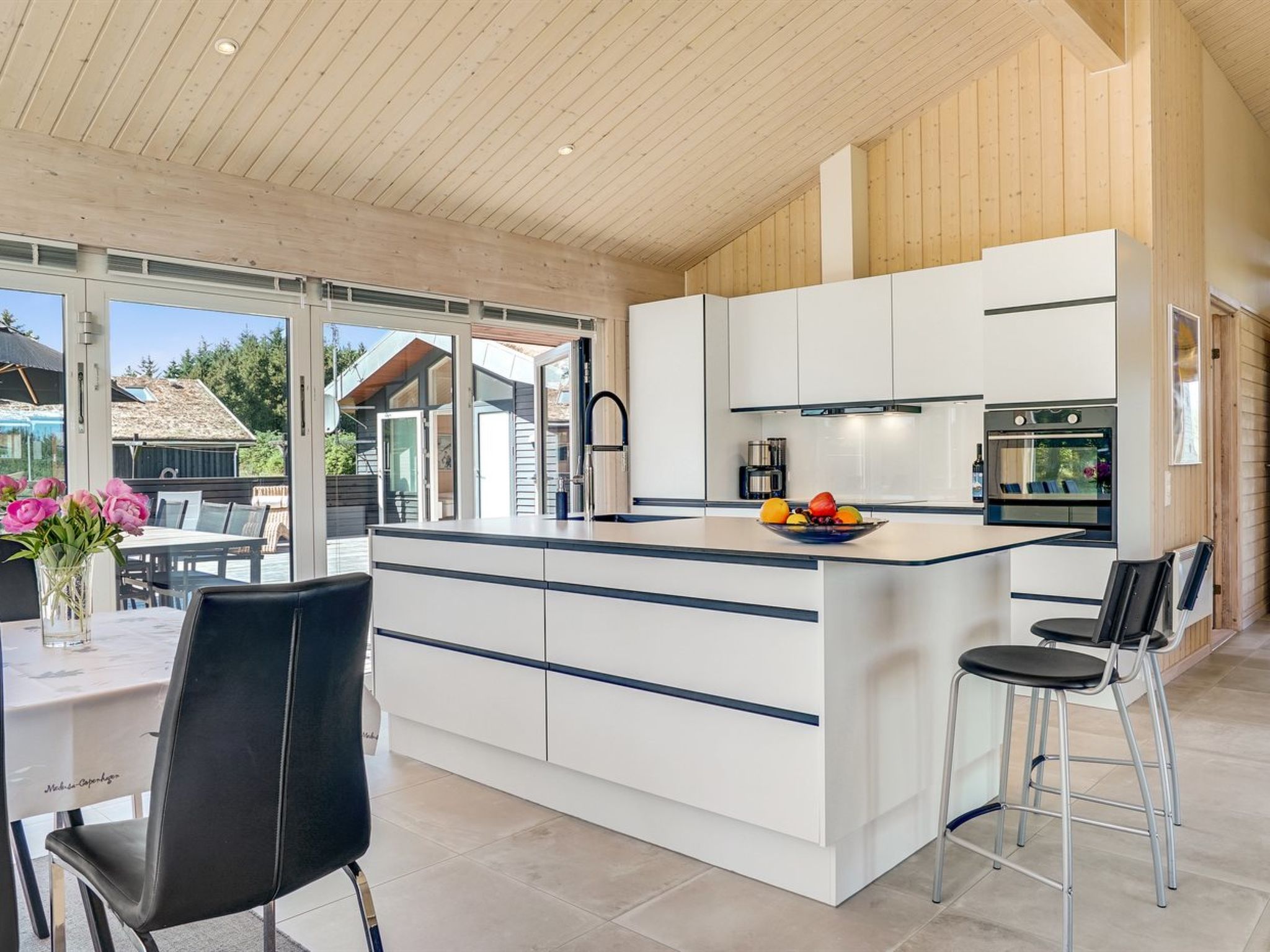 "Dorothe" - 1.4km from the sea - Binnen