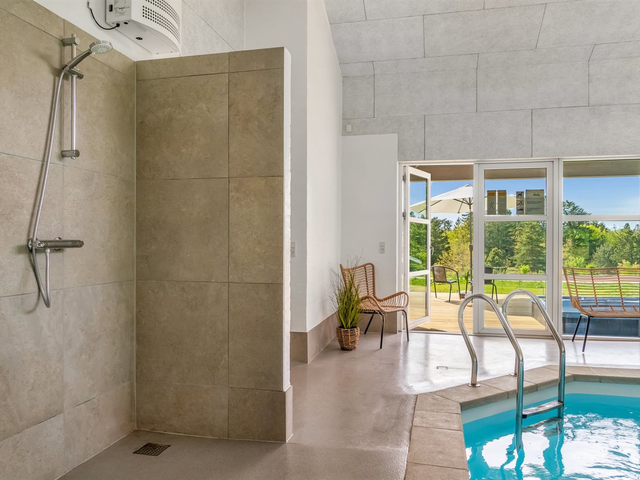 "Nayati" - 2km from the sea-Outside