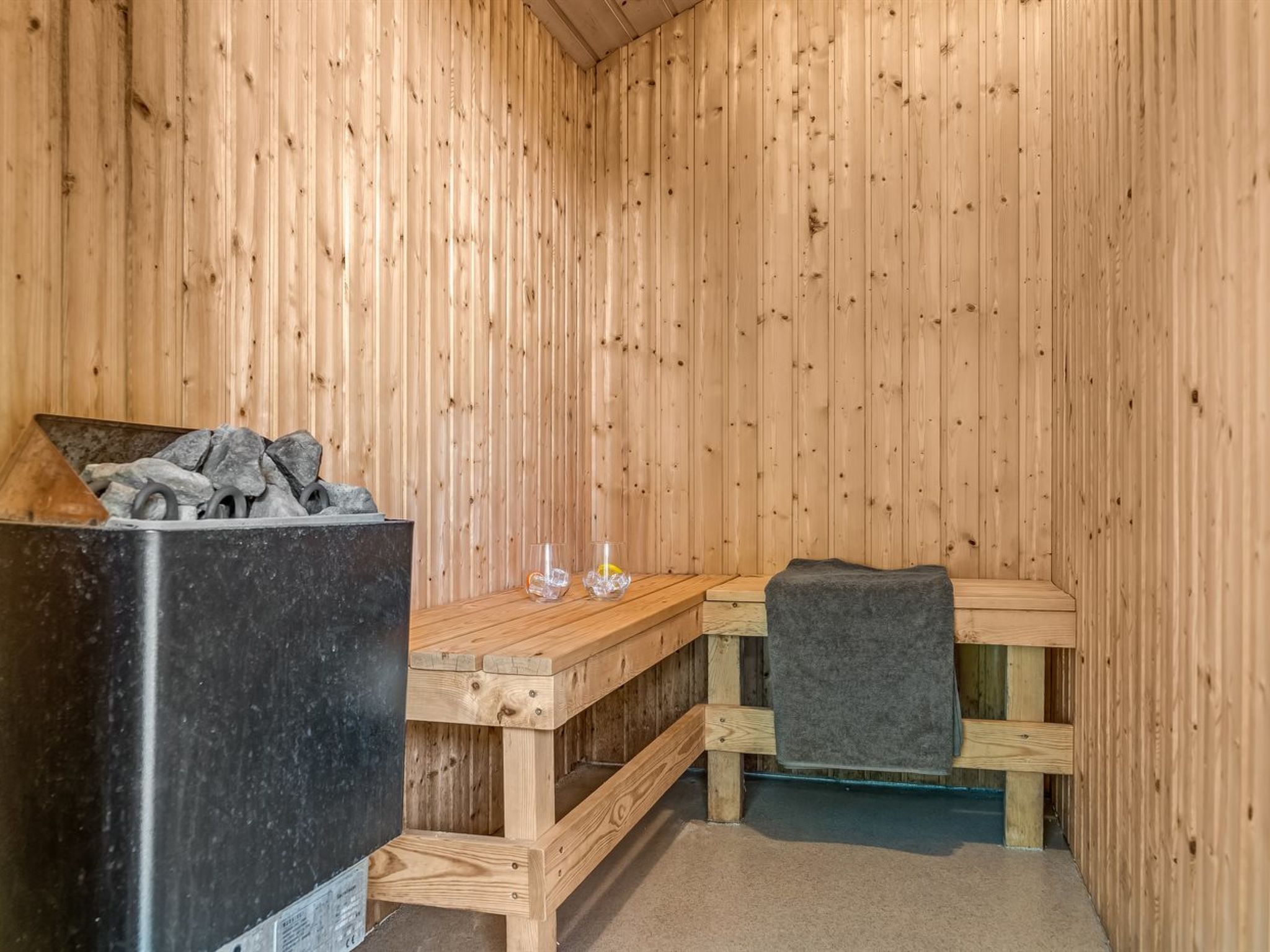 "Nayati" - 2km from the sea-Inside