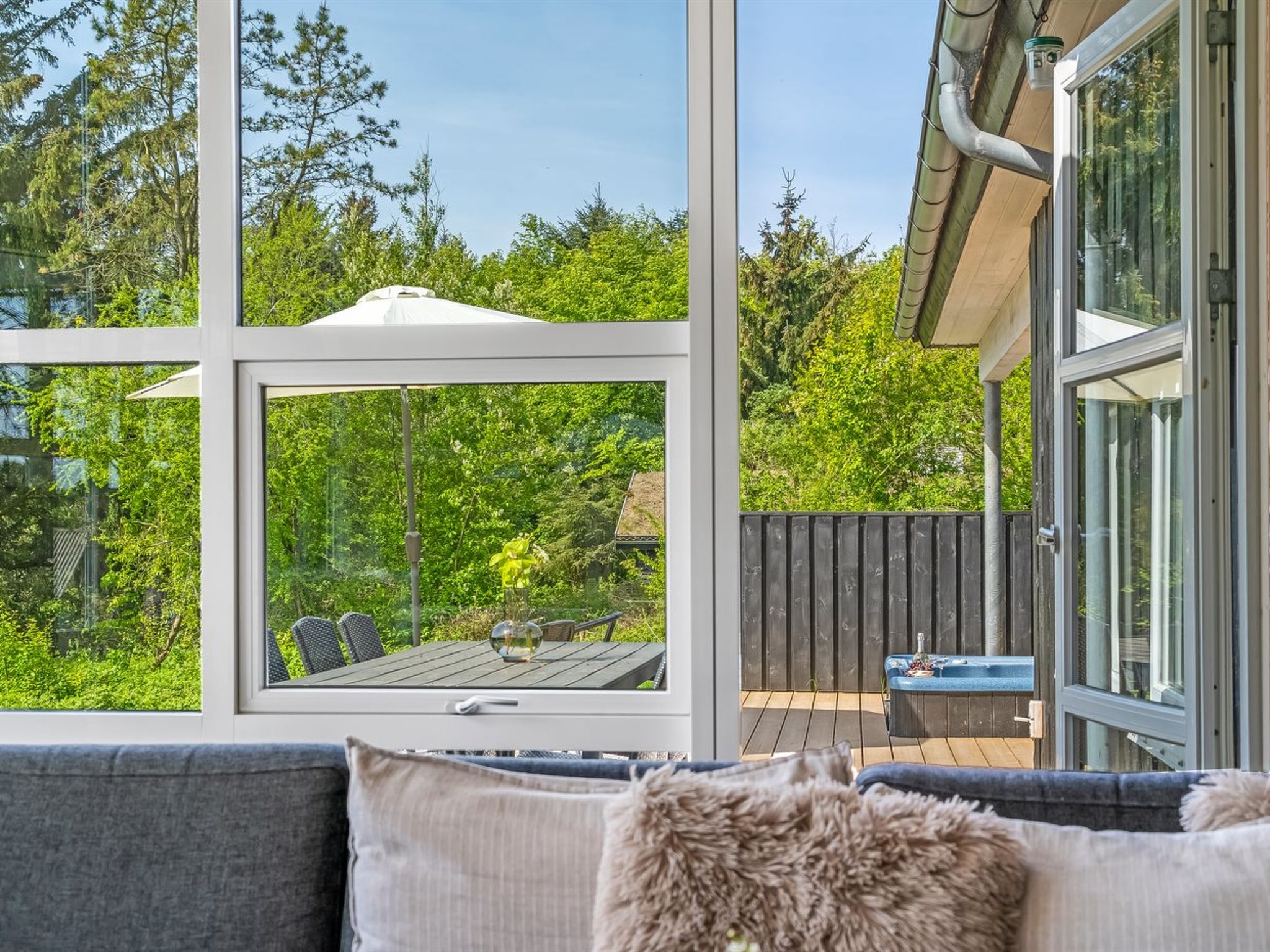 "Nayati" - 2km from the sea-Binnen