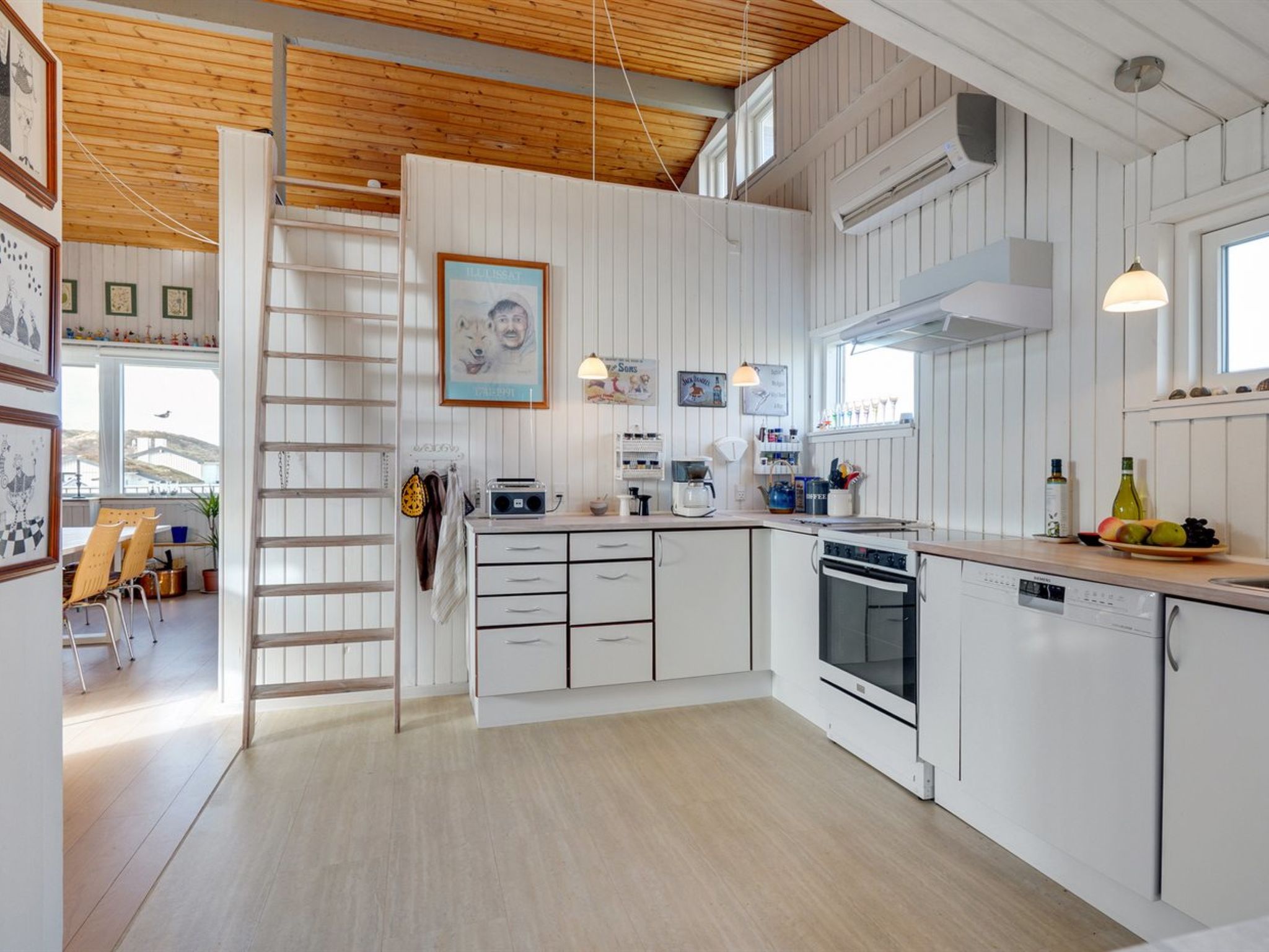 "Kulle" - 200m from the sea - Binnen
