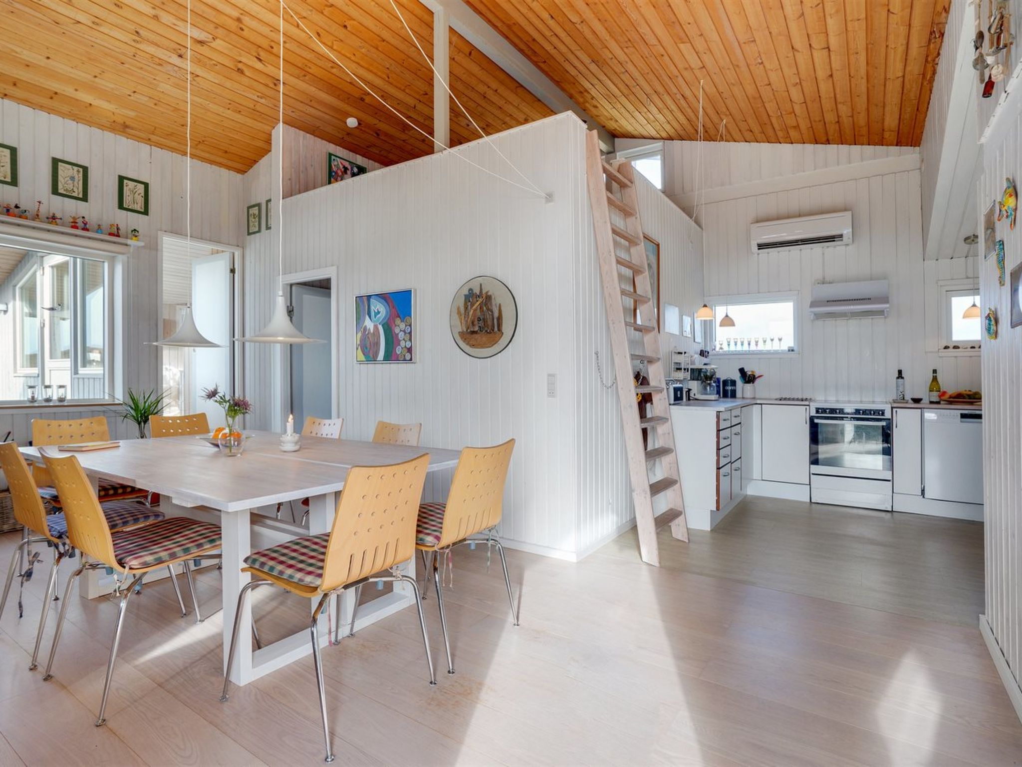 "Kulle" - 200m from the sea - Binnen