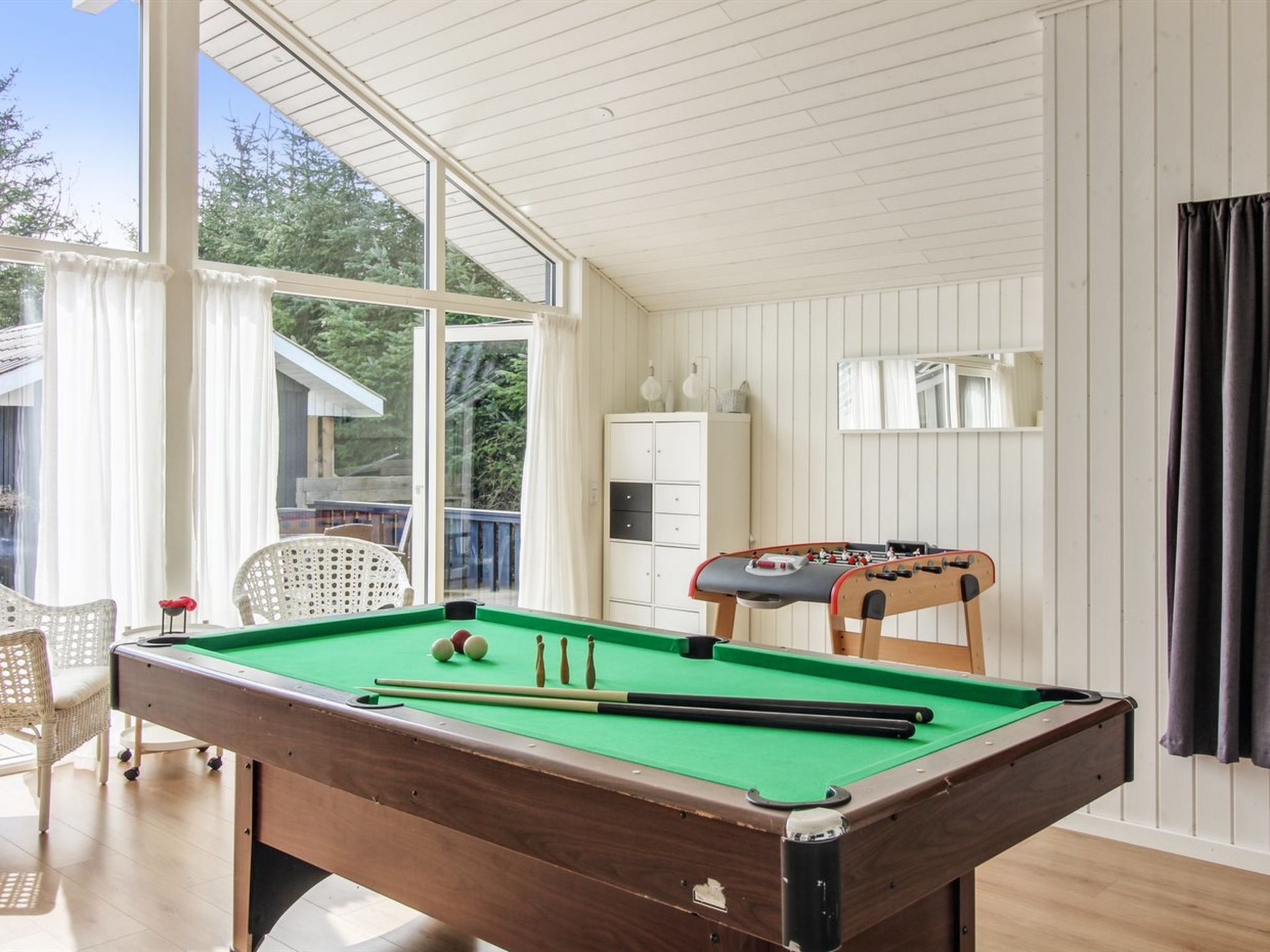 "Gustina" - 1.2km from the sea-Binnen