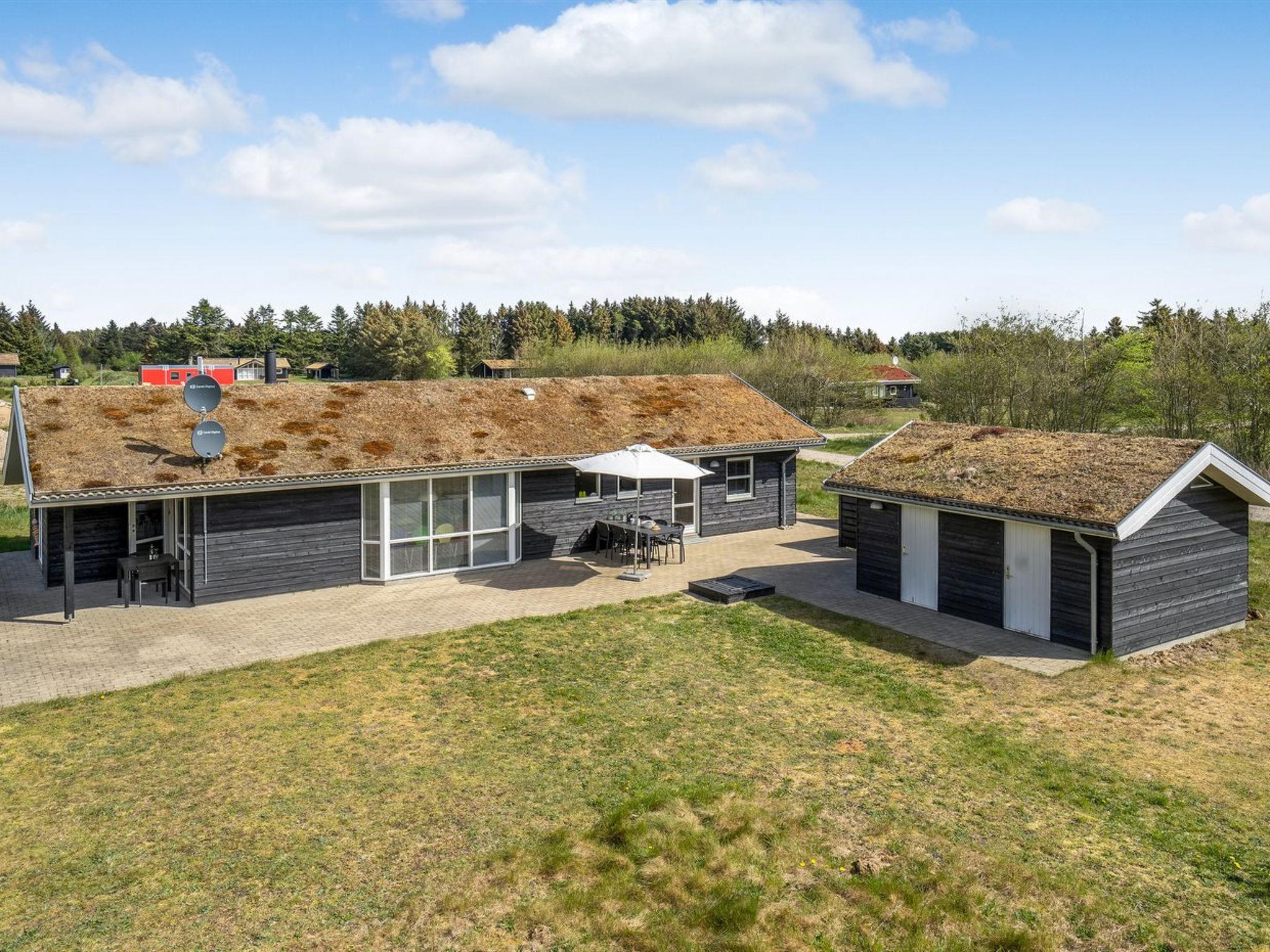 "Frerich" - 1.5km from the sea - Outside