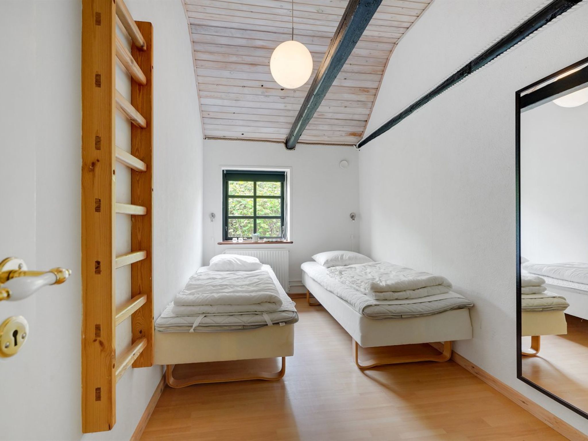 "Iben" - 2.3km from the sea - Inside