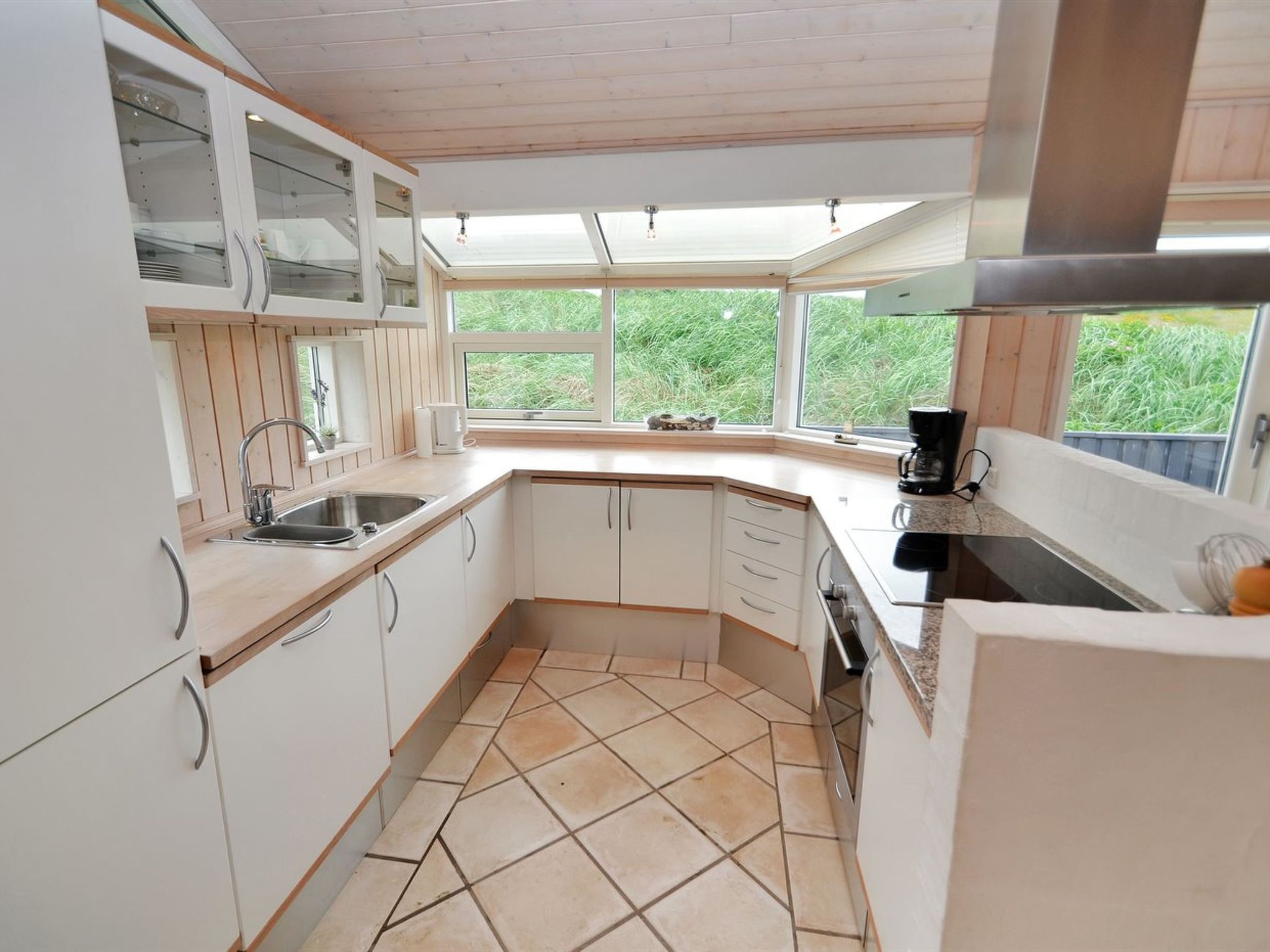 "Hadar" - 100m from the sea - Drinnen