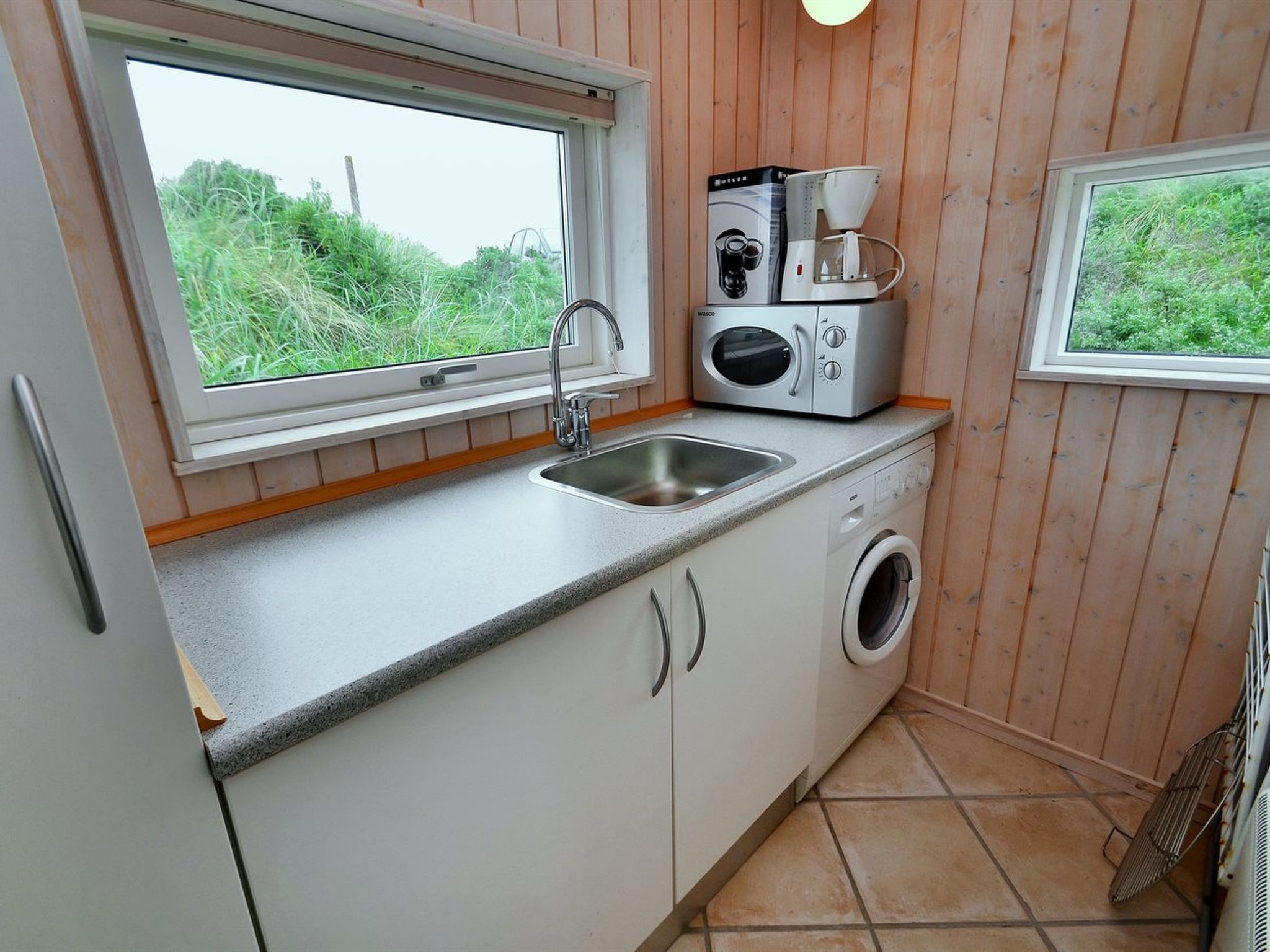 "Hadar" - 100m from the sea - Drinnen