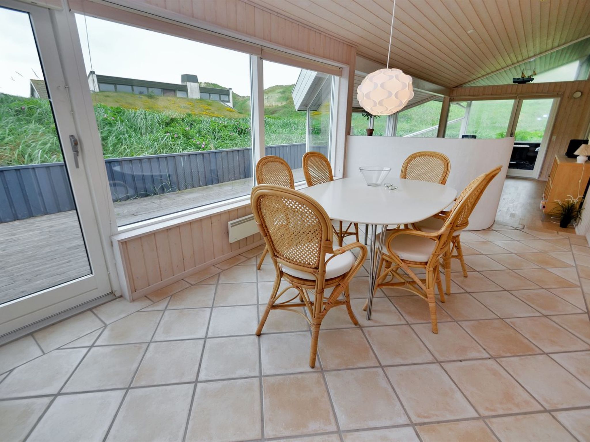 "Hadar" - 100m from the sea - Drinnen