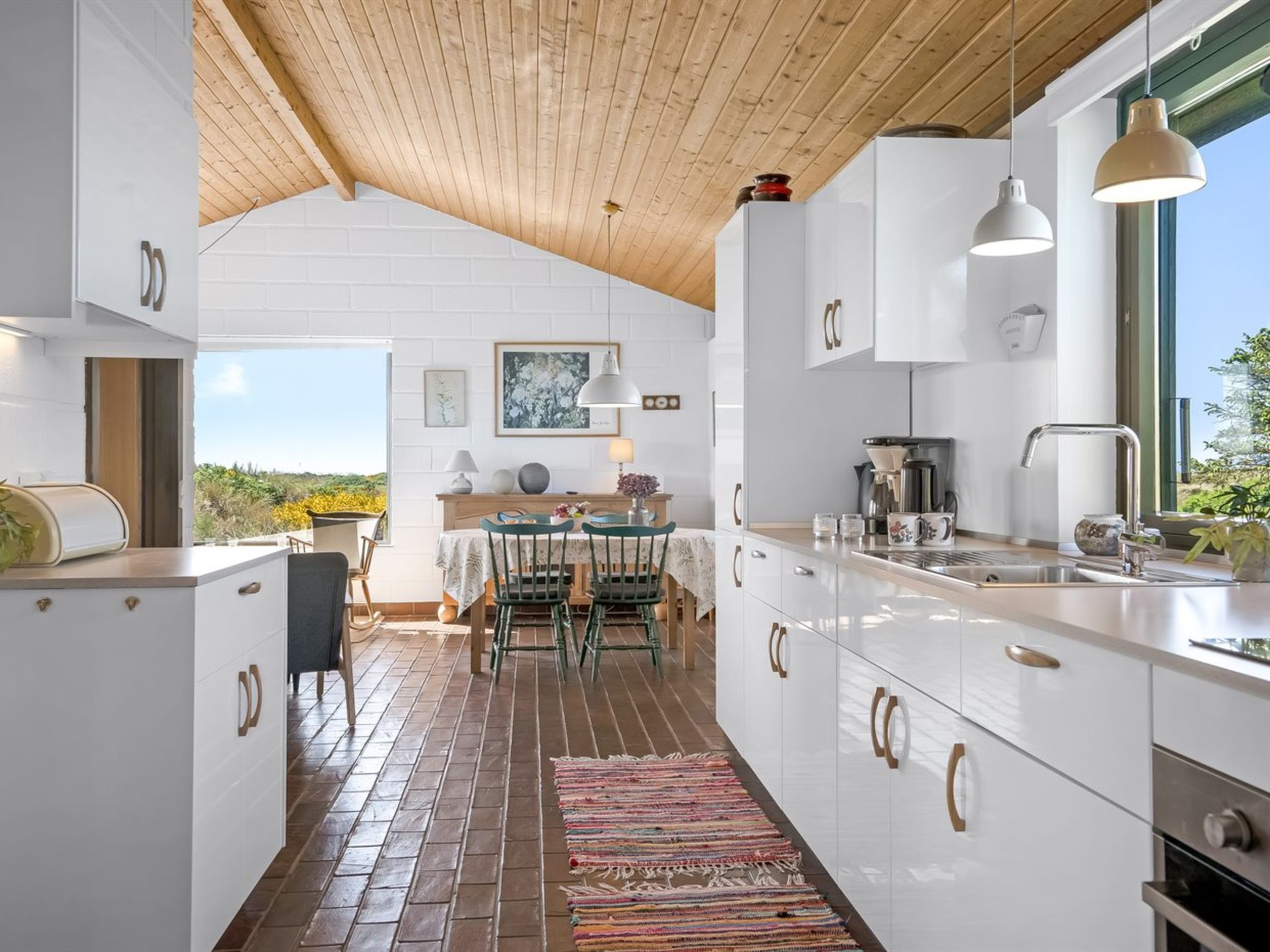 "Ehawee" - 350m from the sea - Binnen
