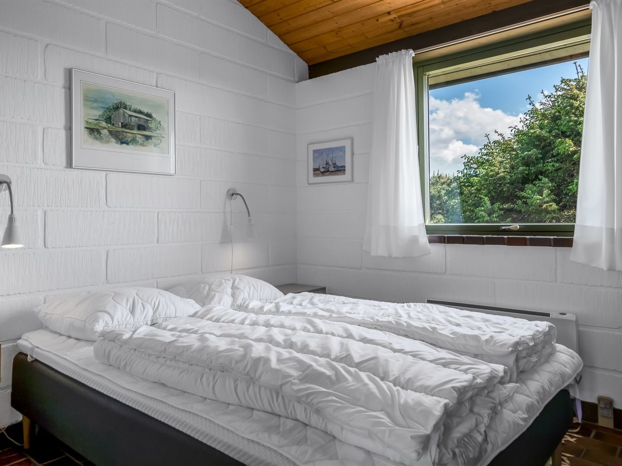 "Ehawee" - 350m from the sea-Binnen