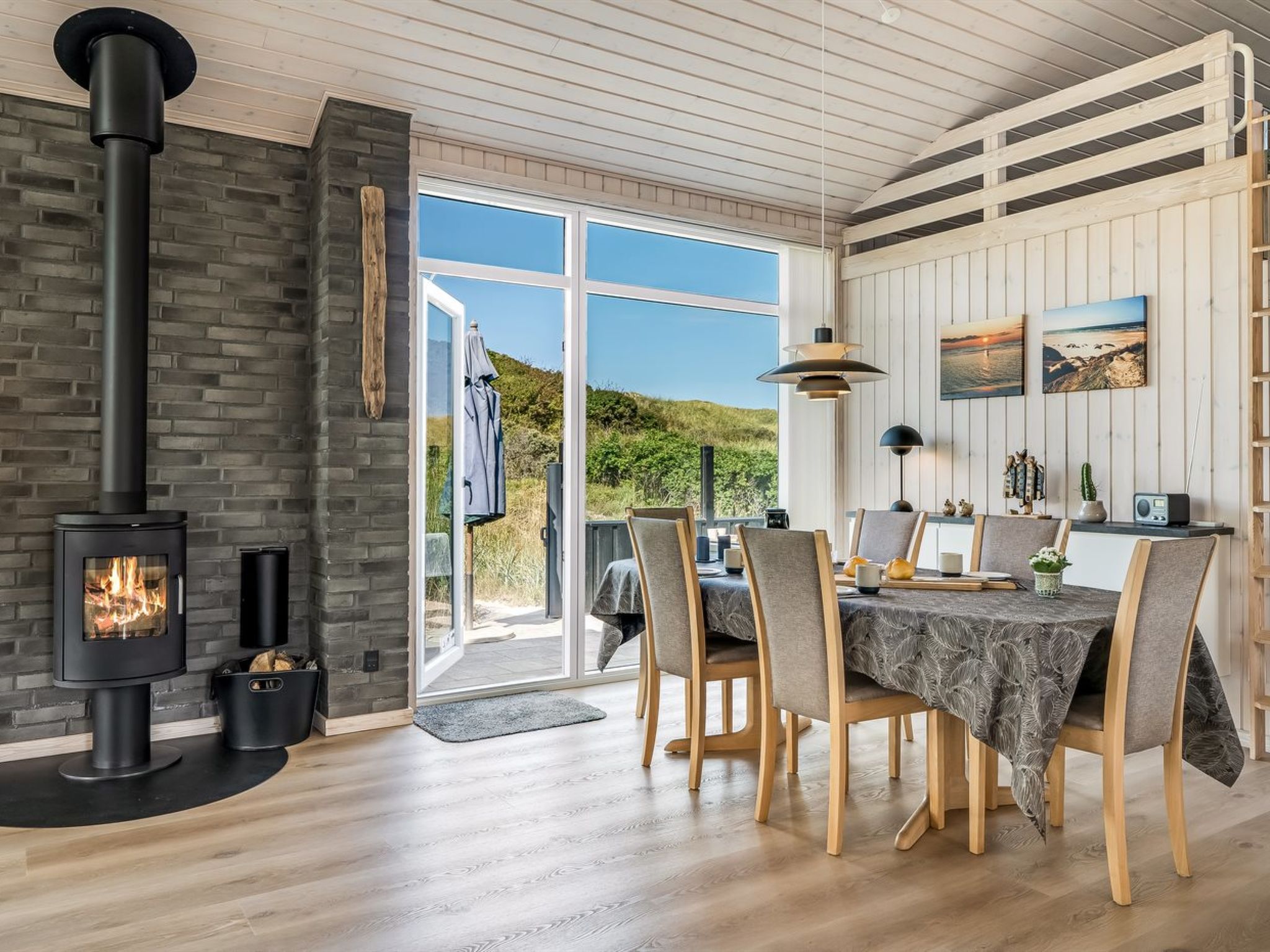 "Ejnarine" - 300m from the sea - Binnen