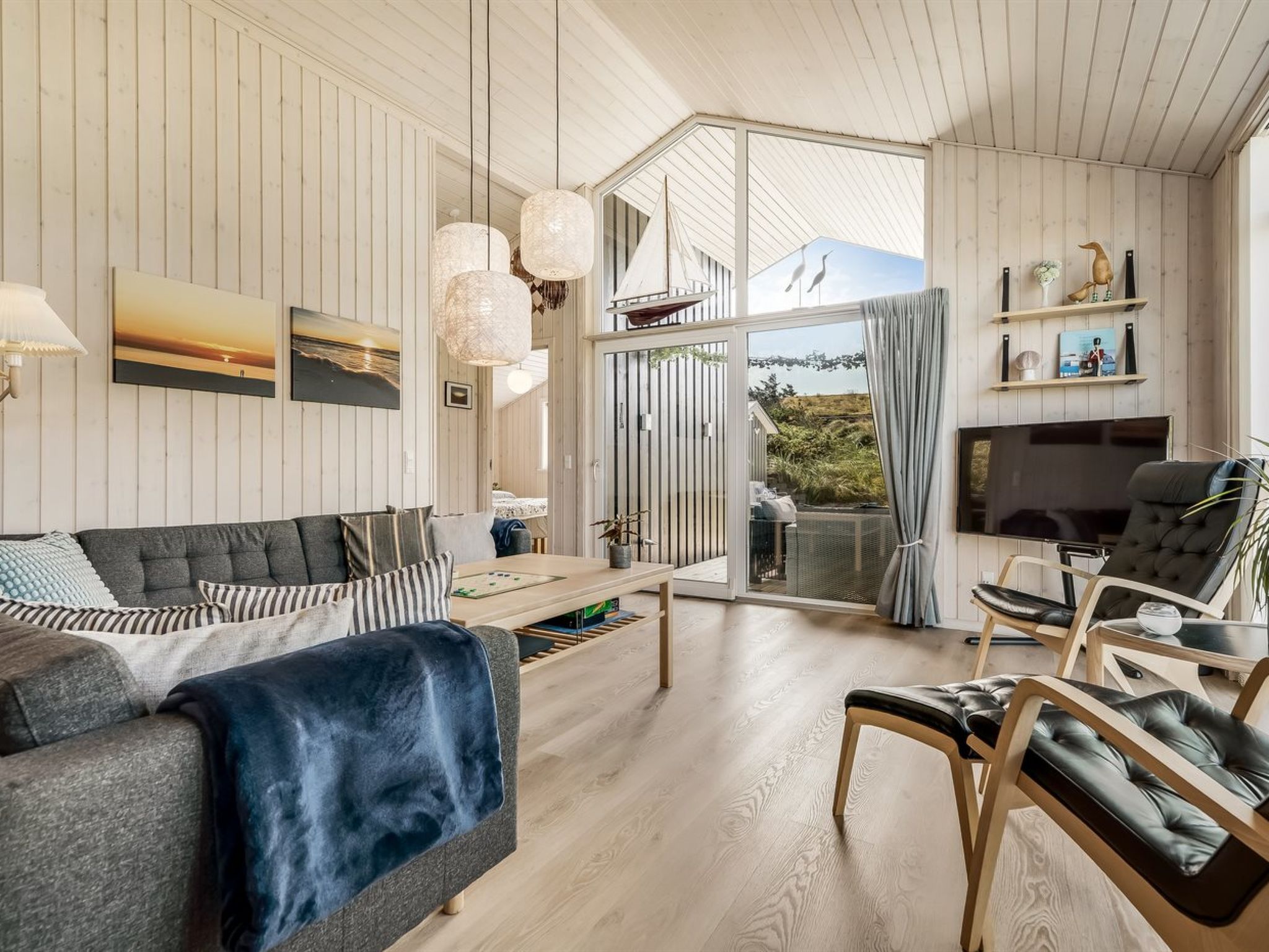 "Ejnarine" - 300m from the sea - Binnen