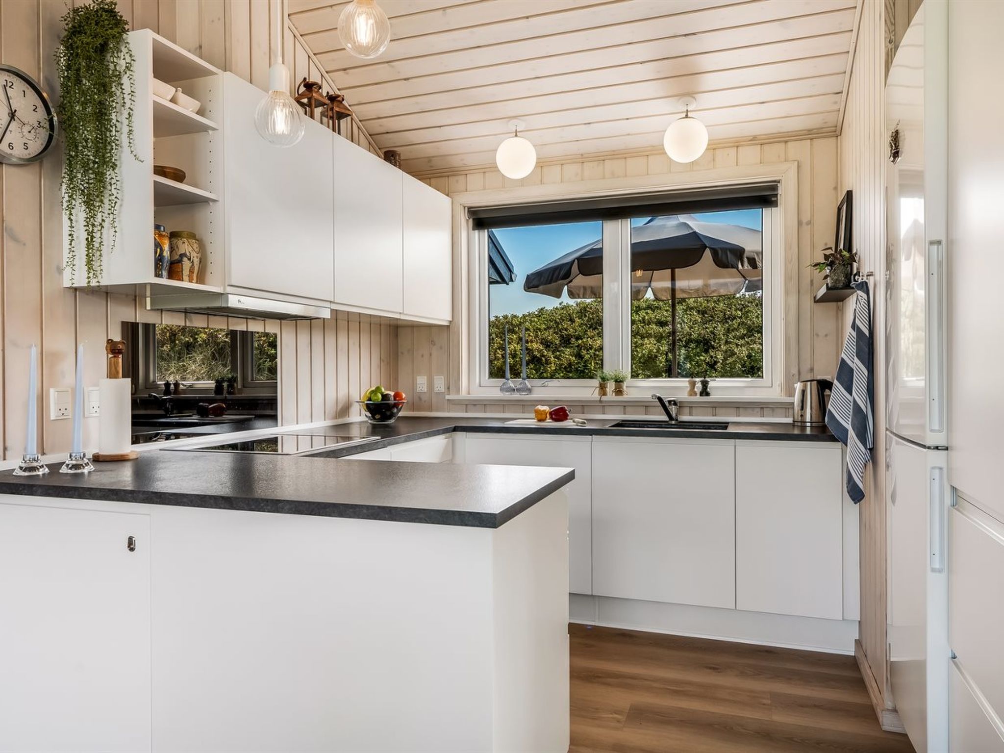"Ejnarine" - 300m from the sea - Binnen