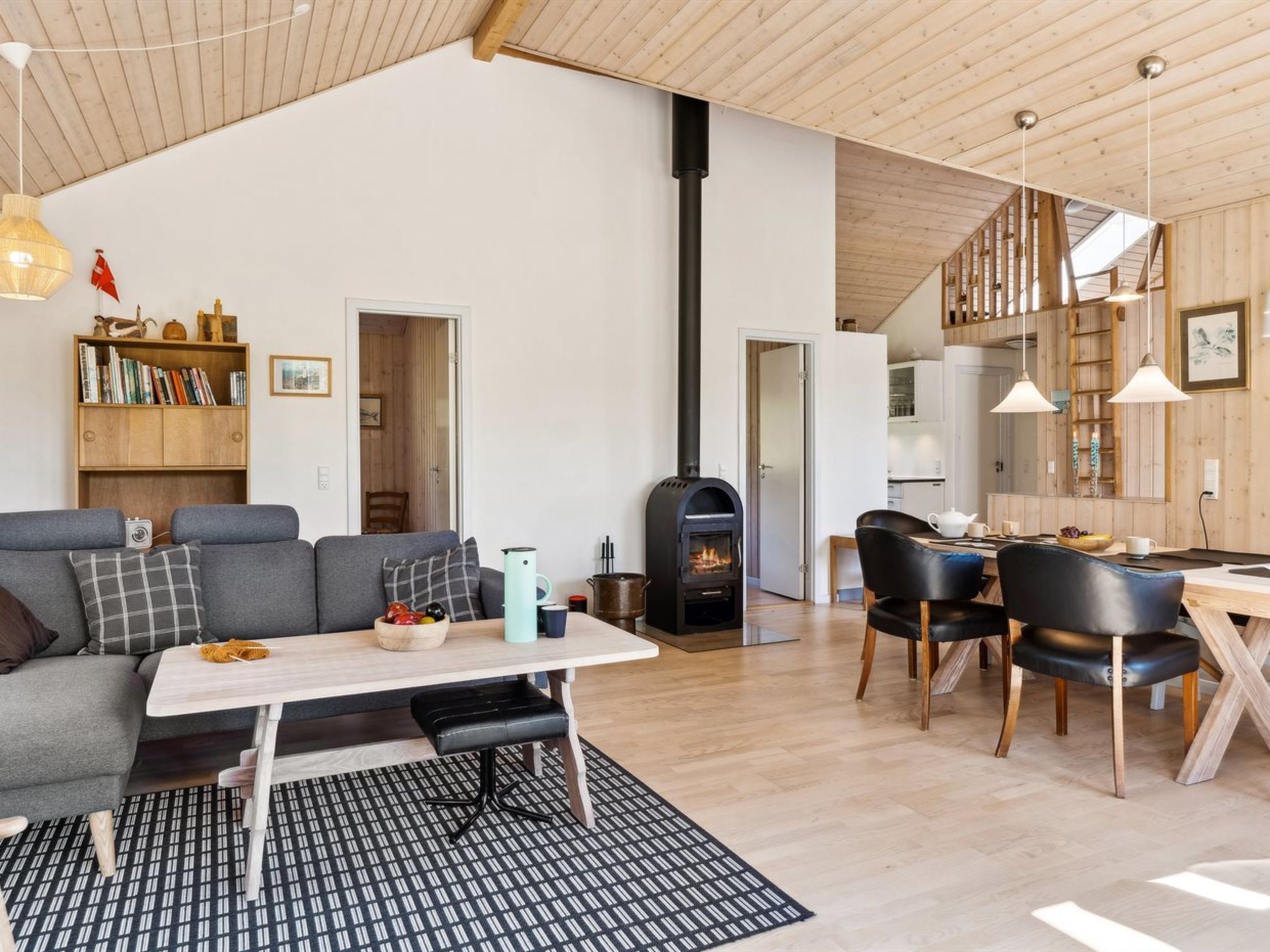"Swen" - 1.3km from the sea