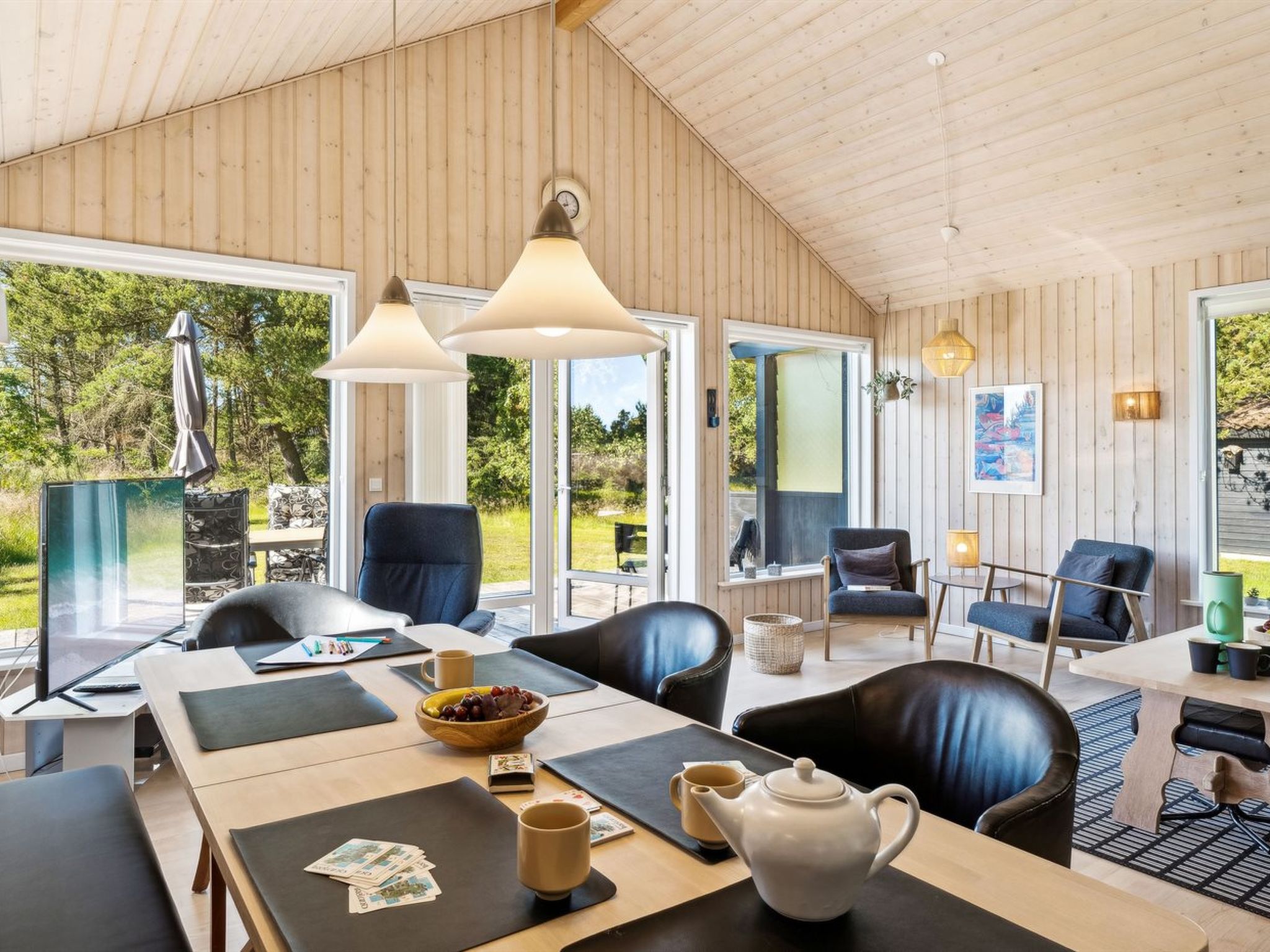 "Swen" - 1.3km from the sea