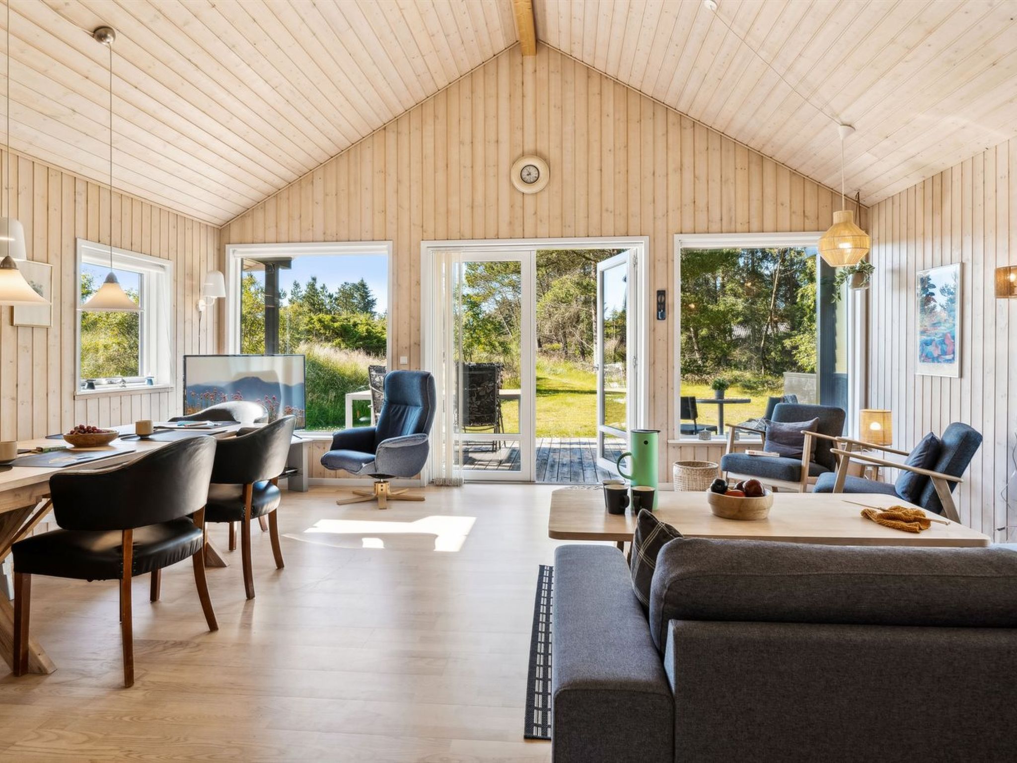 "Swen" - 1.3km from the sea - Binnen