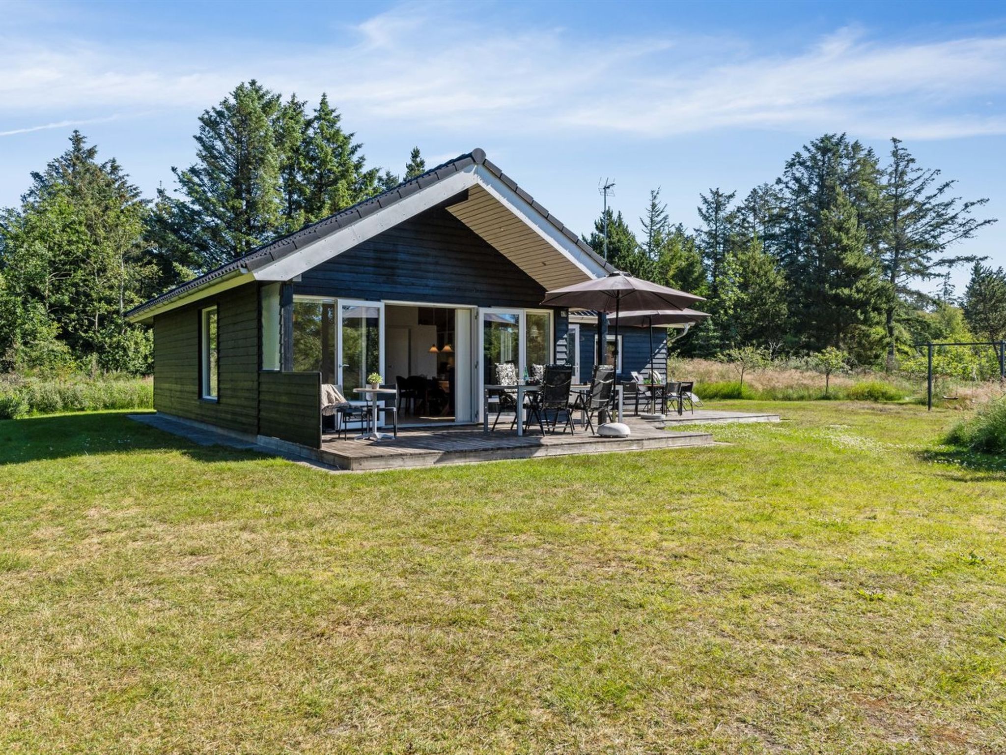 "Swen" - 1.3km from the sea - Buiten