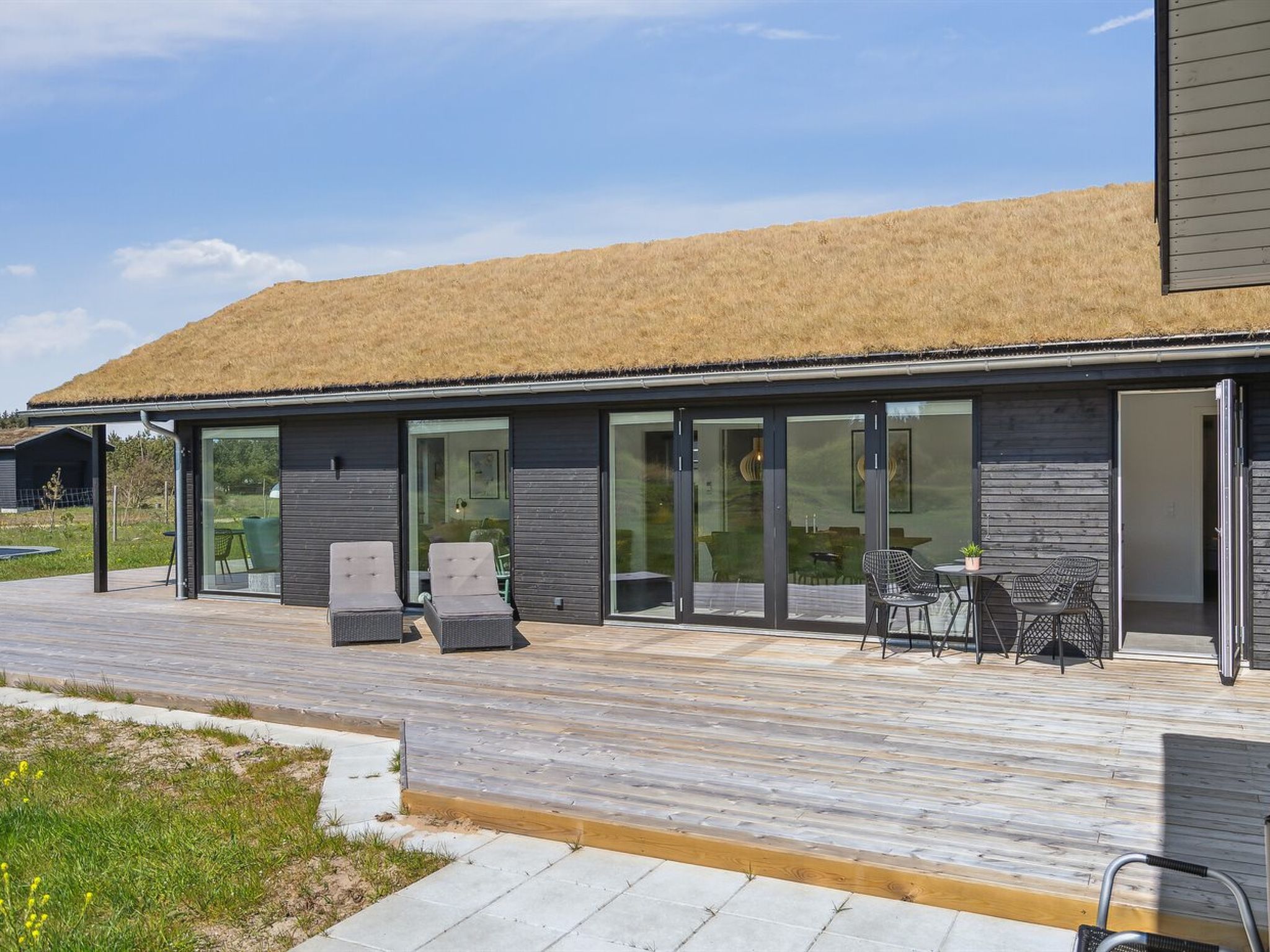 "Fredrika" - 1.5km from the sea