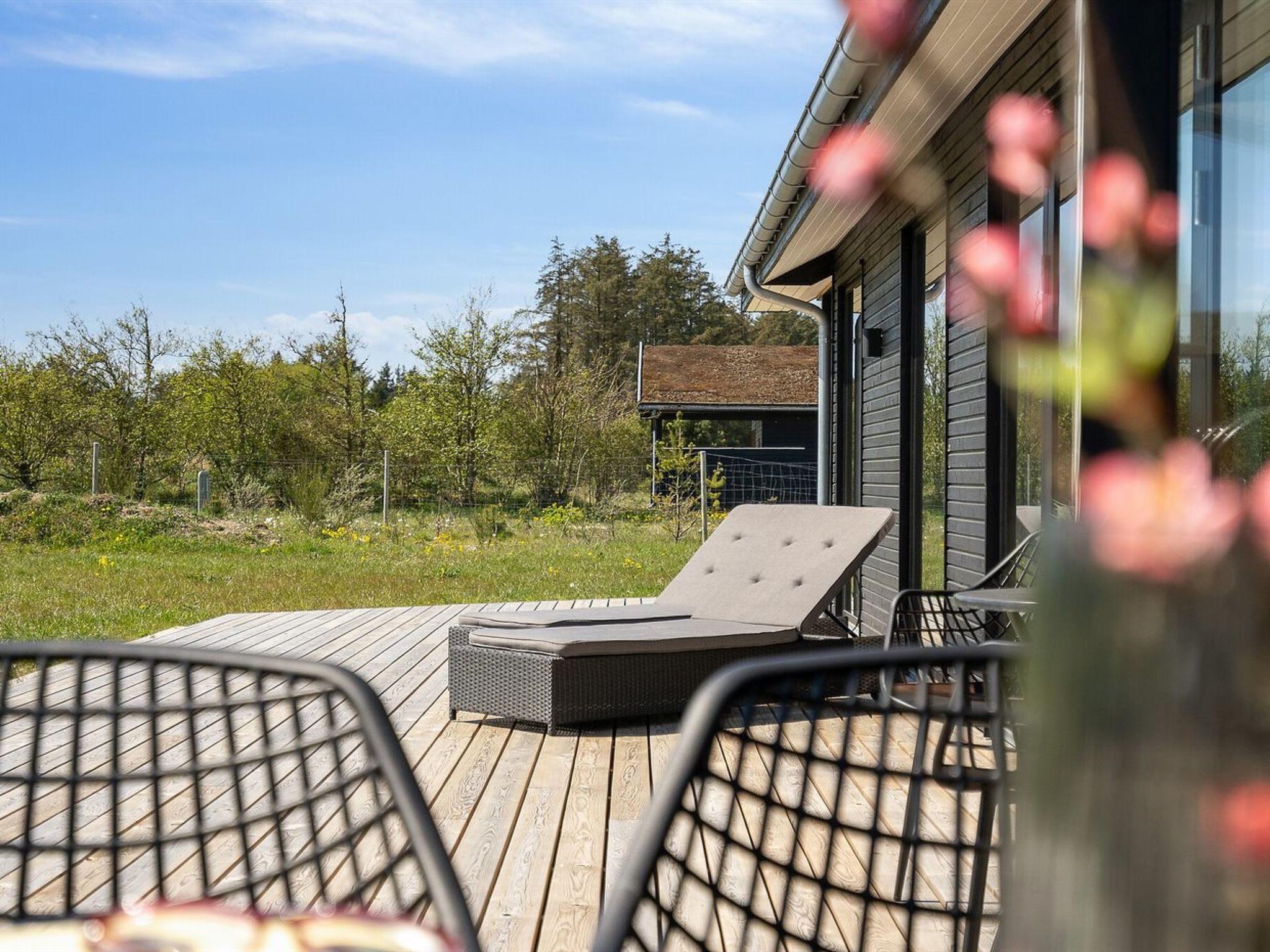 "Fredrika" - 1.5km from the sea - Buiten