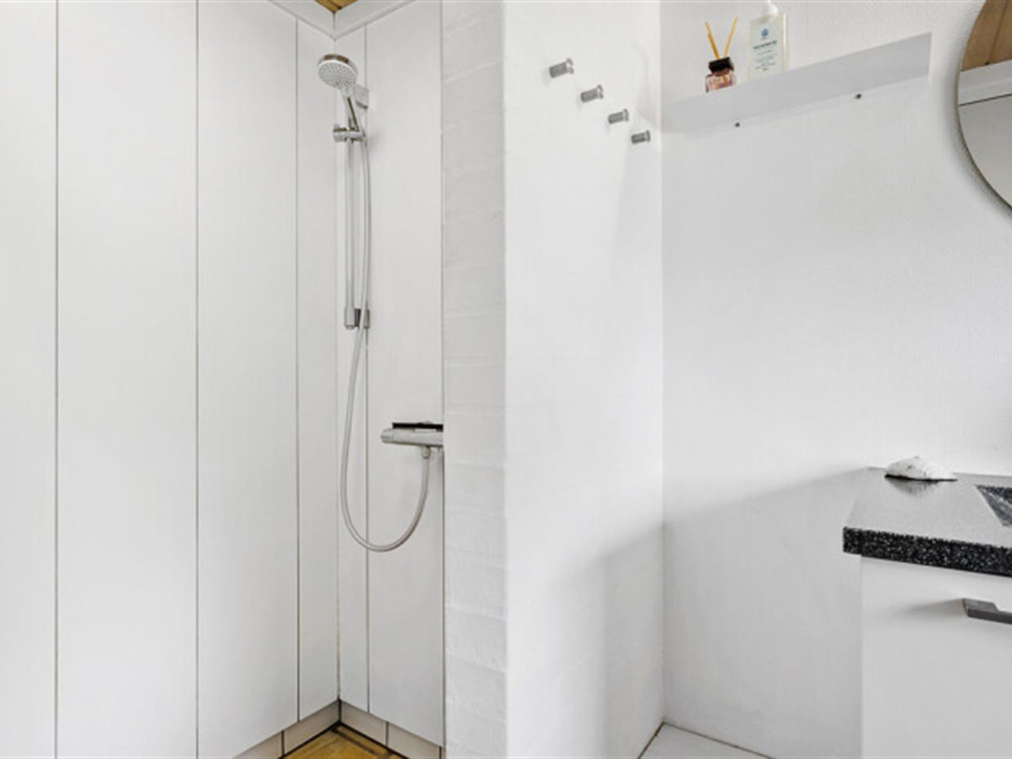 "Gita" - 2.2km from the sea-Binnen