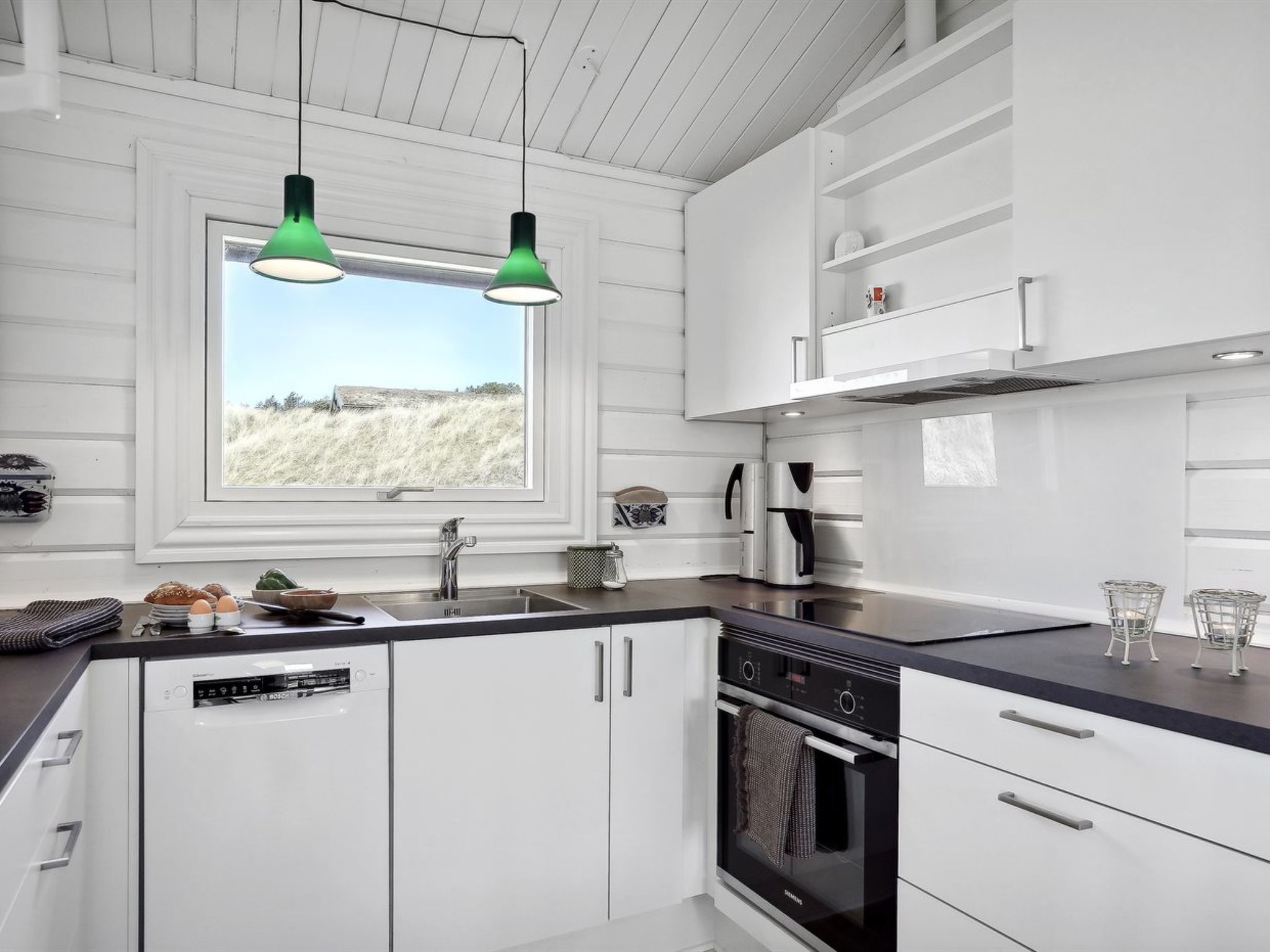 "Baltur" - 650m from the sea - Binnen
