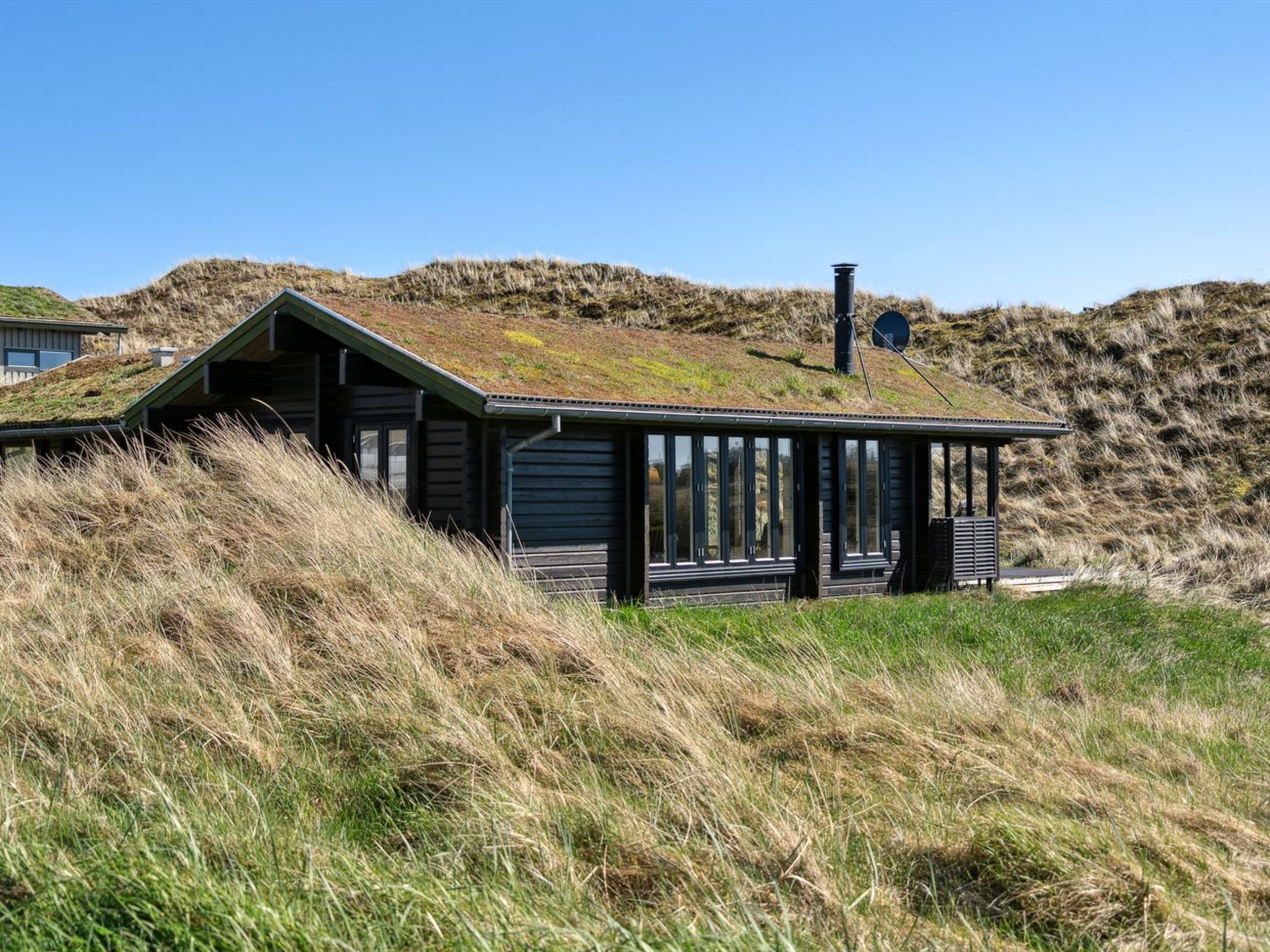 "Baltur" - 650m from the sea - Buiten