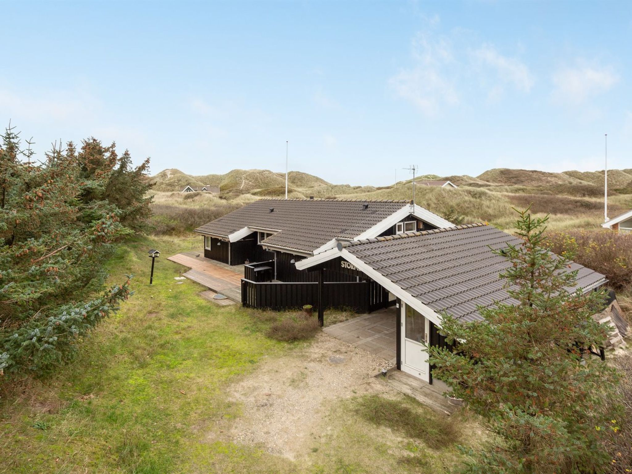 "Lennja" - 300m from the sea