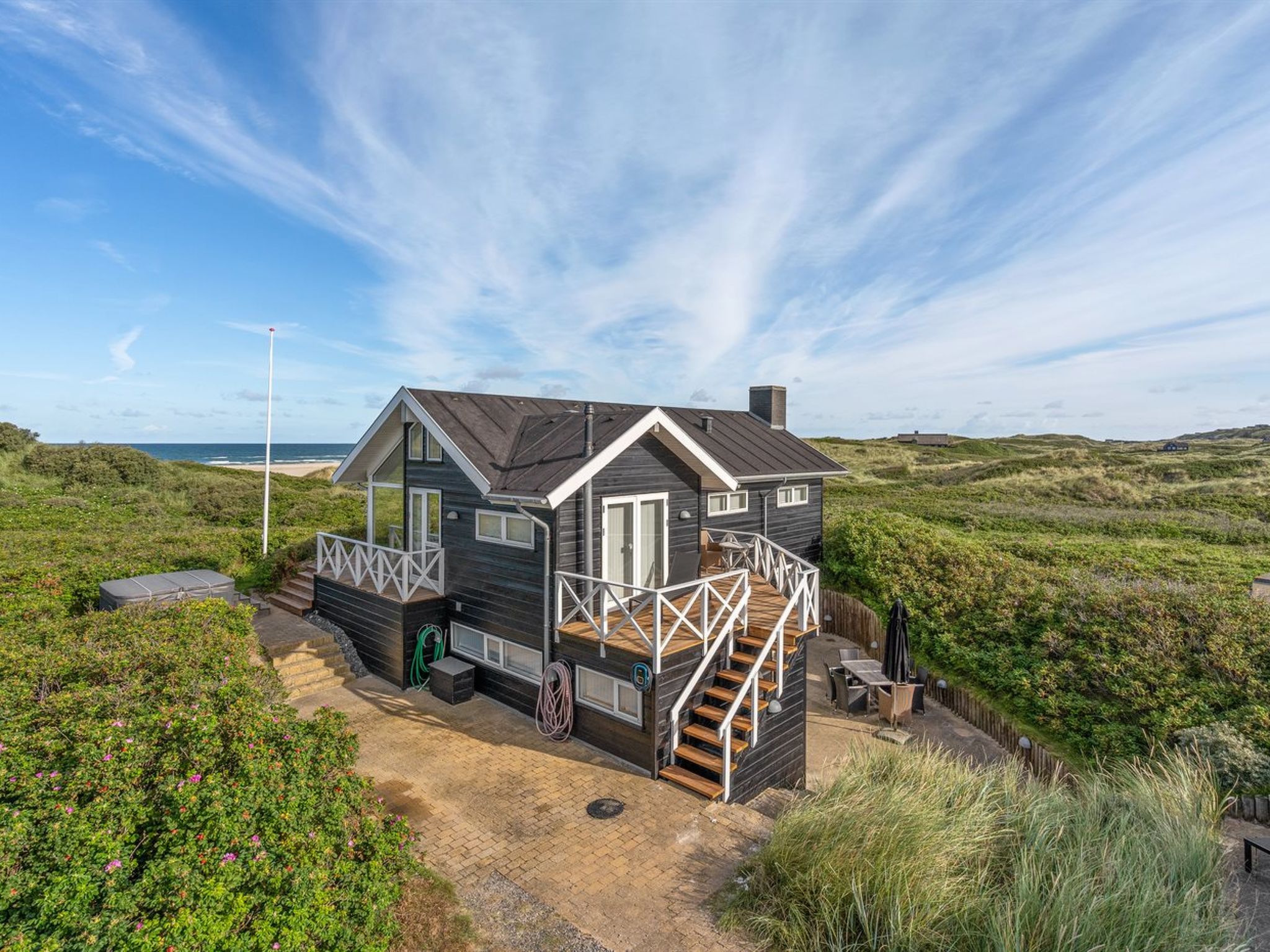 "Ejvind" - 100m from the sea