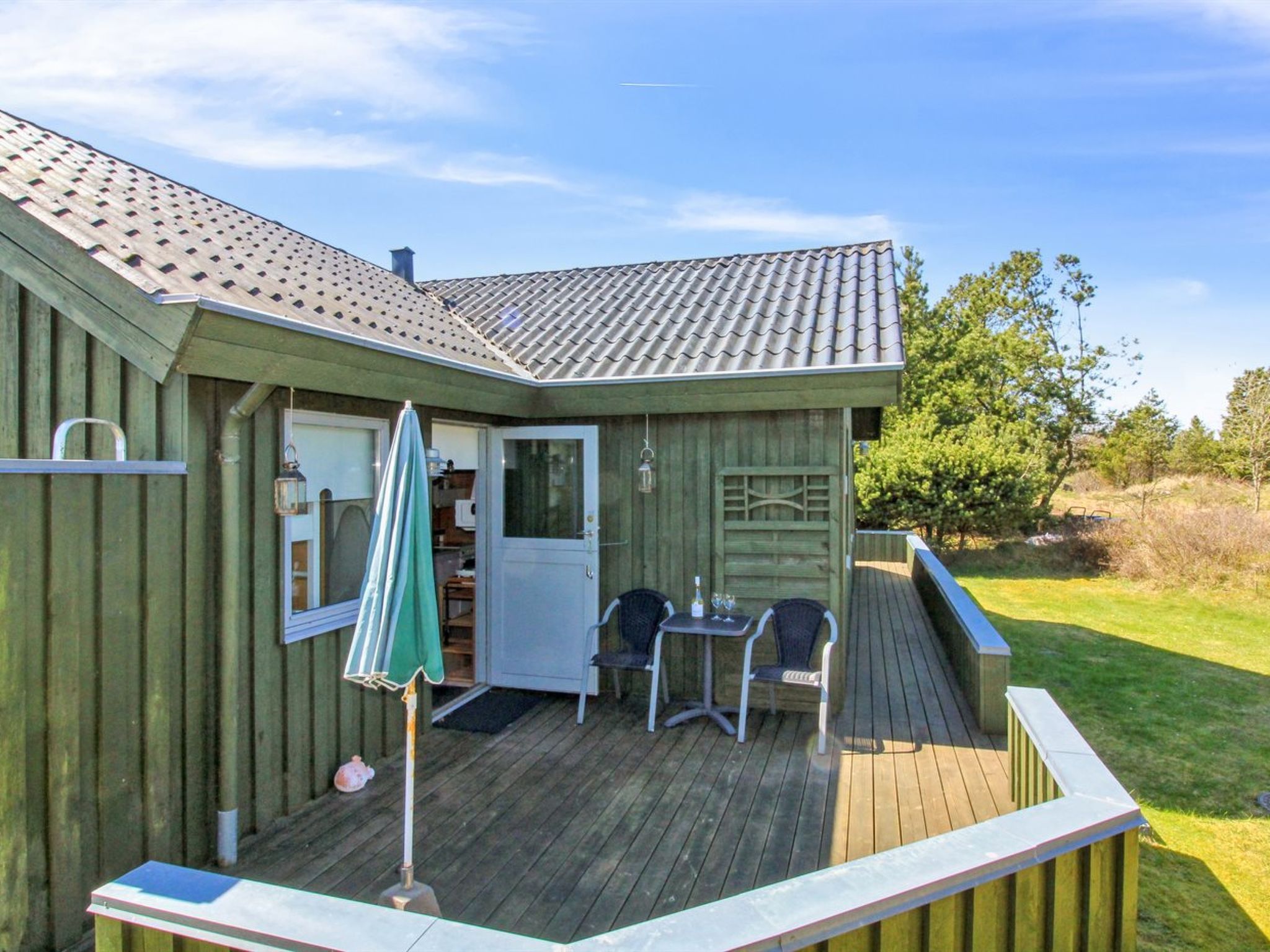 "Gerasim" - 1km from the sea - Buiten