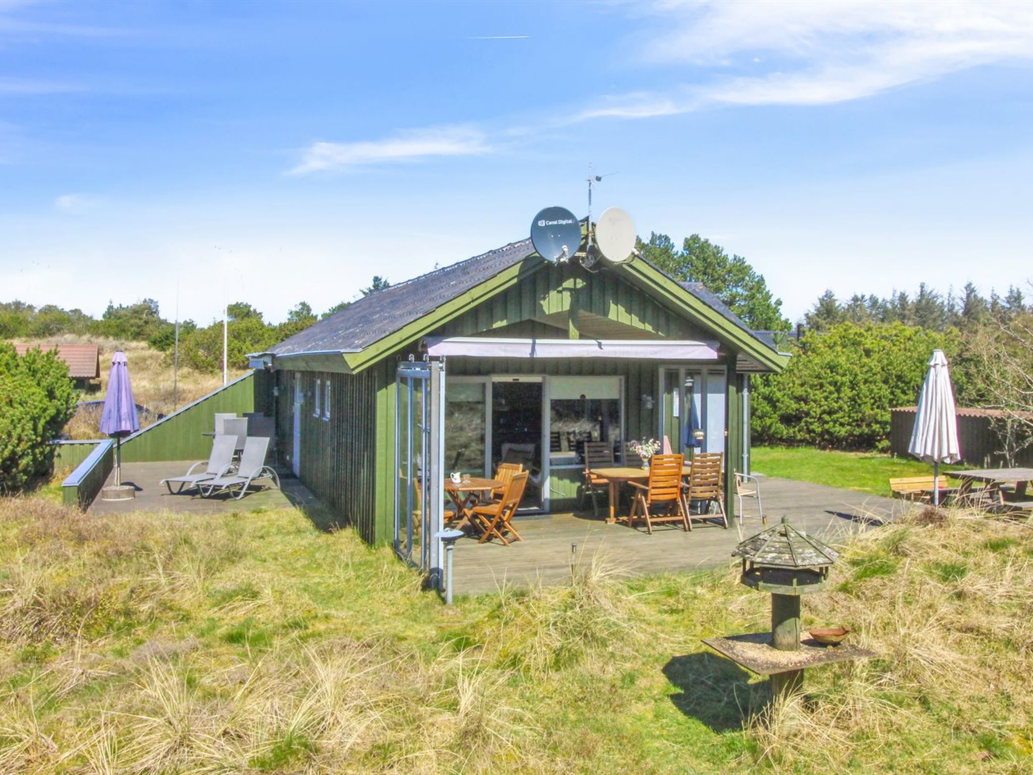 "Gerasim" - 1km from the sea - Buiten