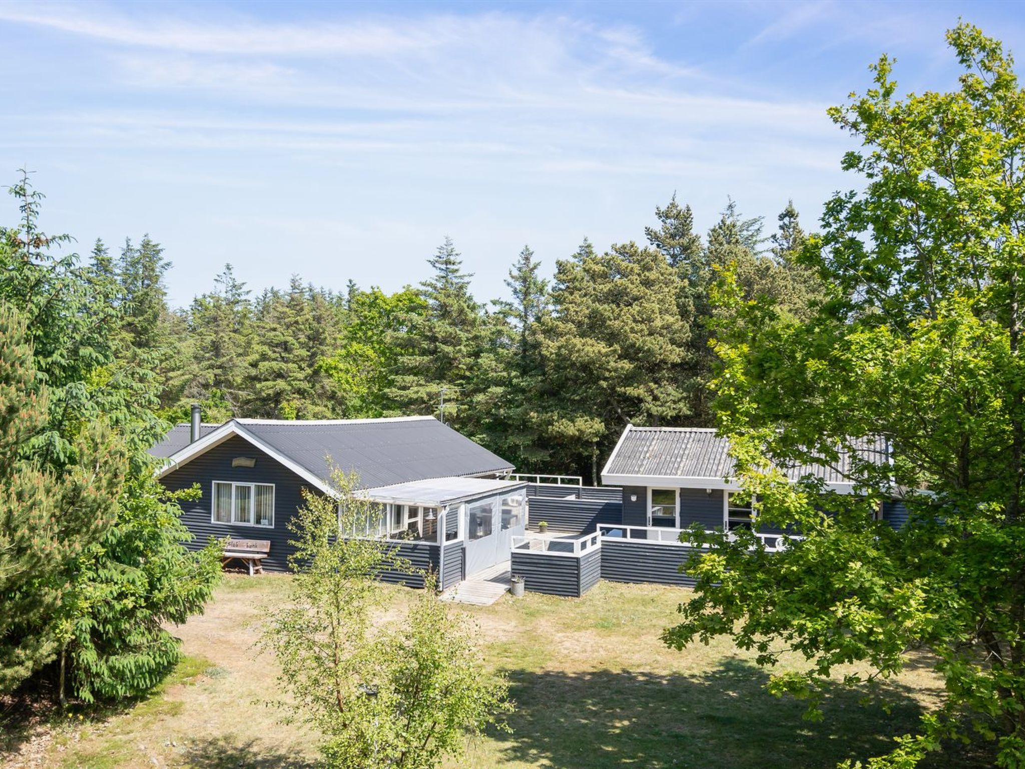 "Aneline" - 700m from the sea