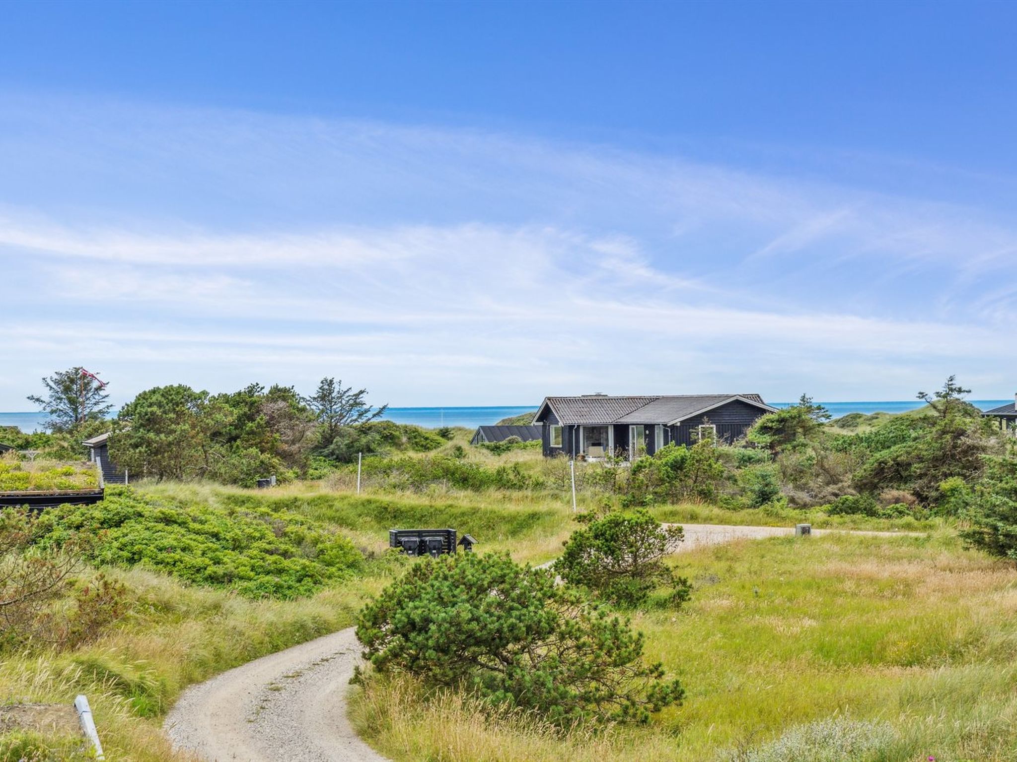 "Hrefna" - 500m from the sea - Buiten