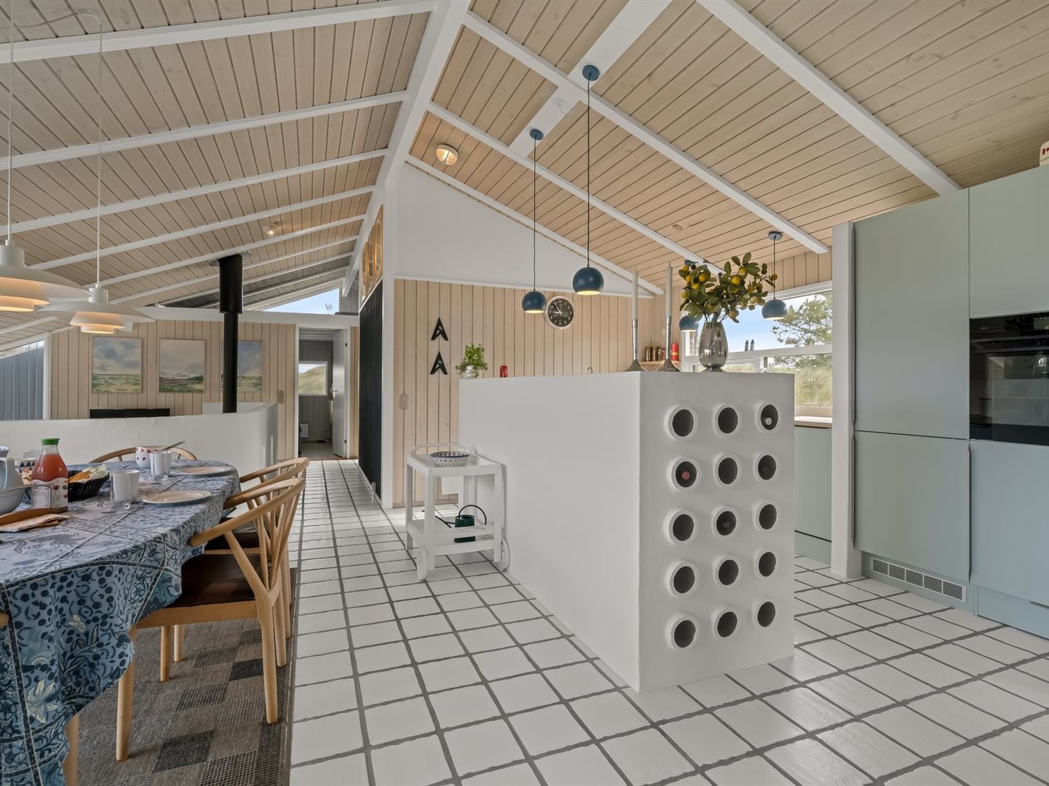 "Hrefna" - 500m from the sea - Binnen