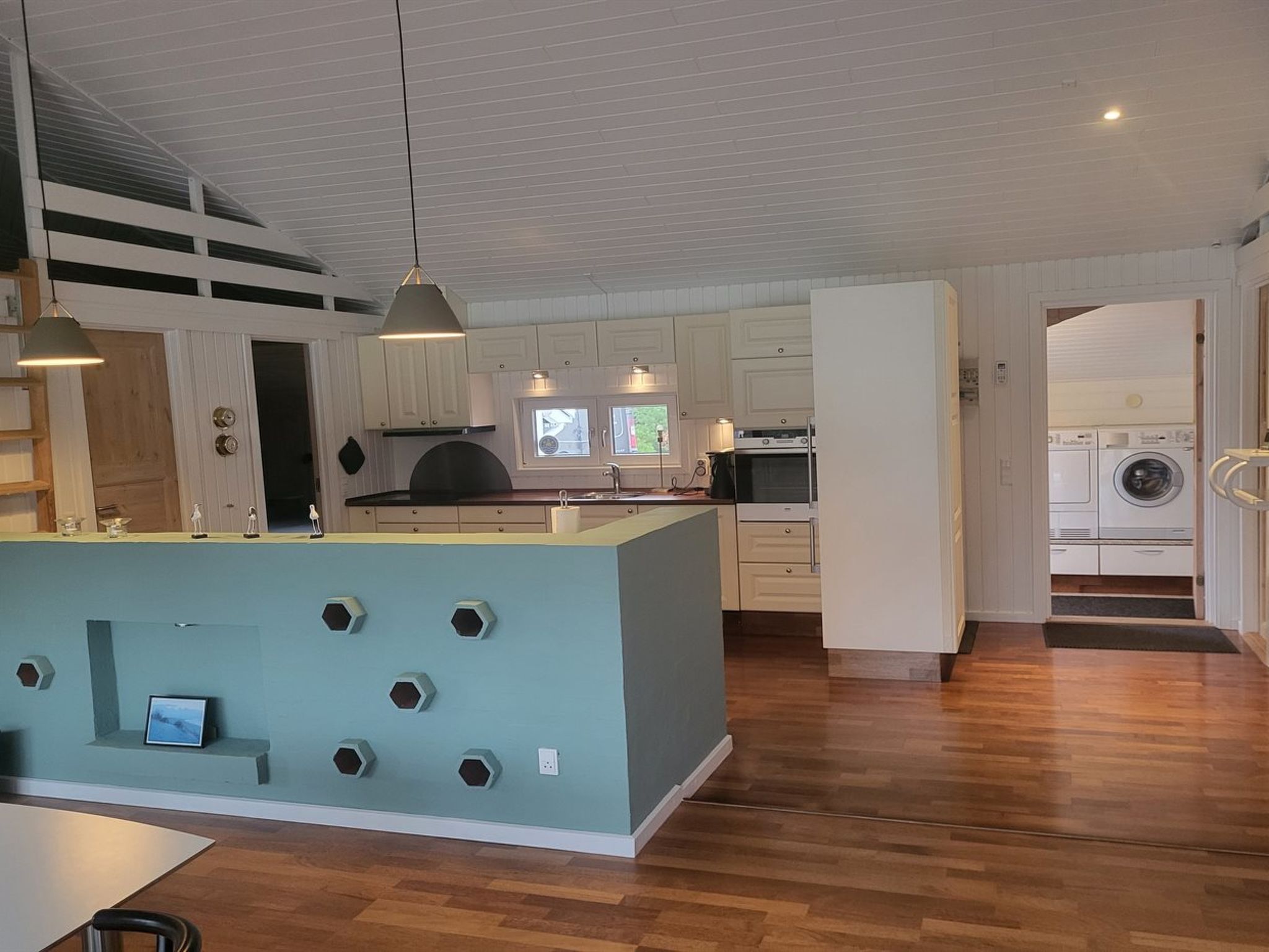 "Valda" - 1.5km from the sea-Inside