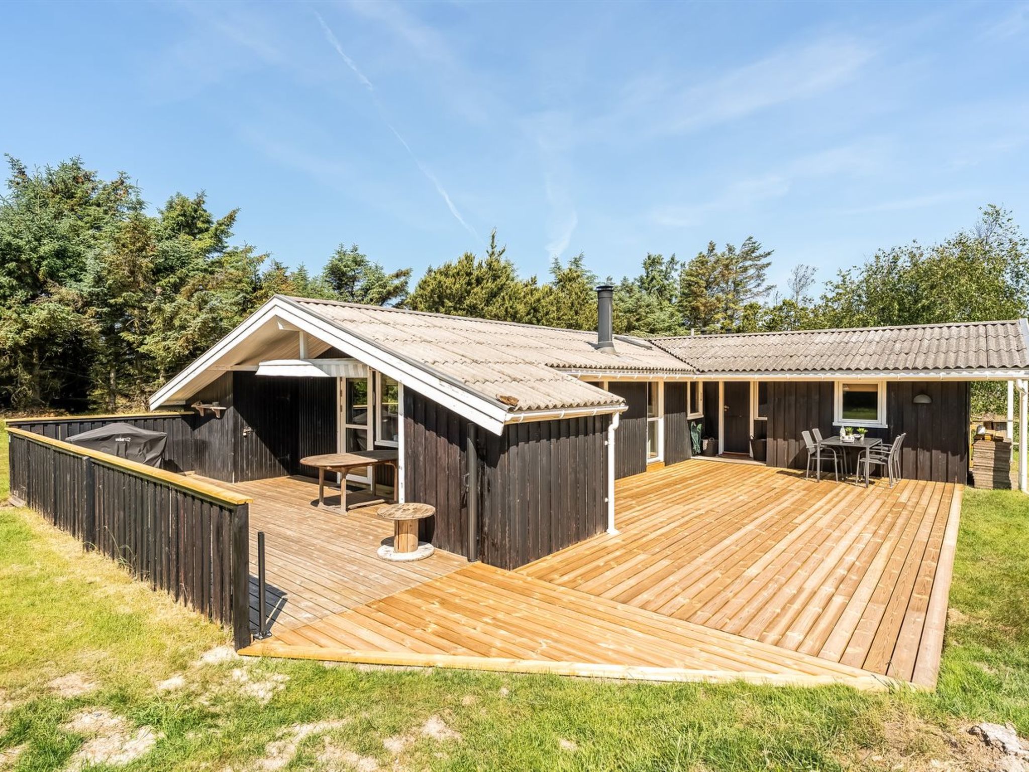 "Thrineke" - 600m from the sea