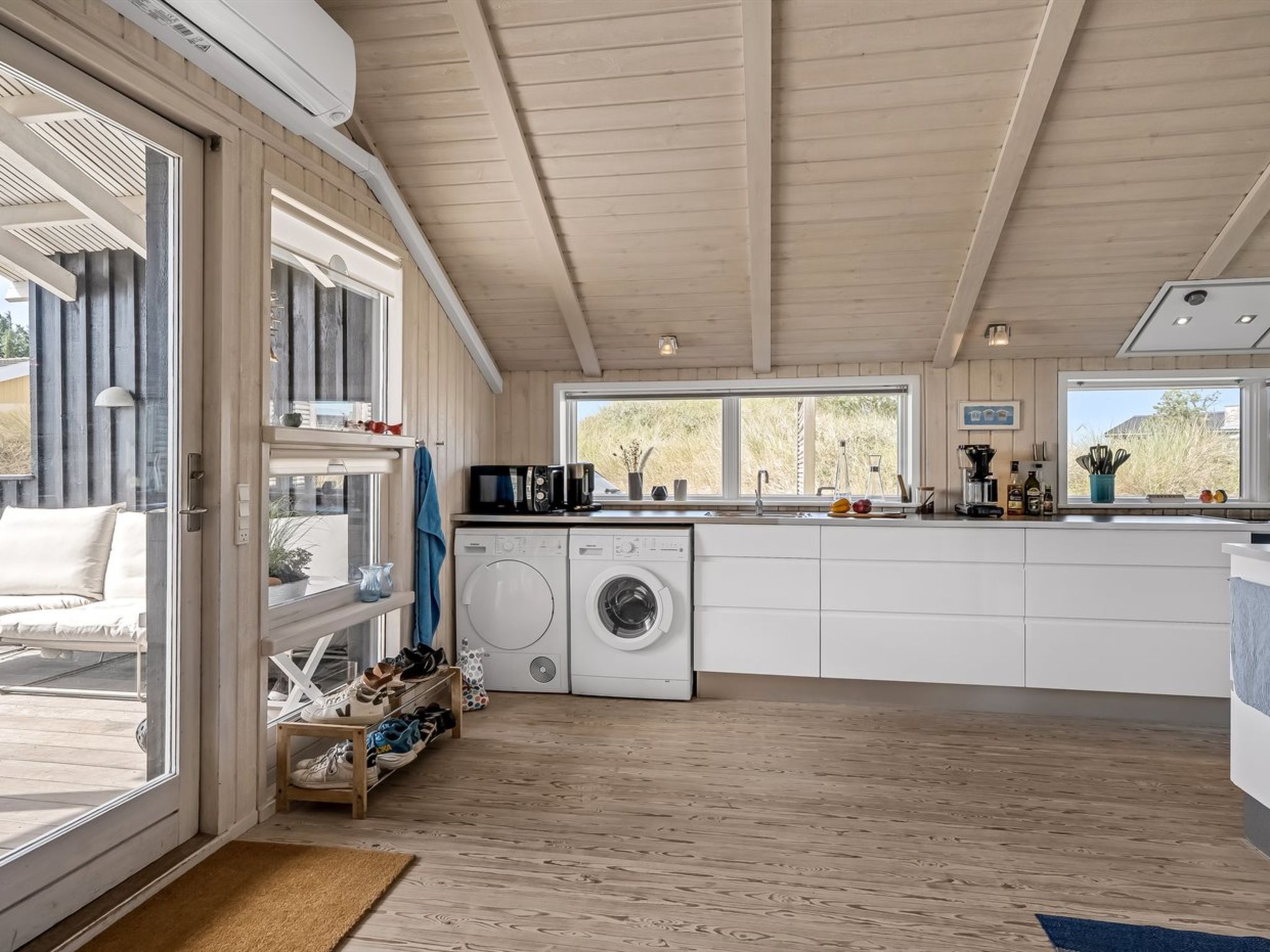 "Annrike" - 400m from the sea - Drinnen