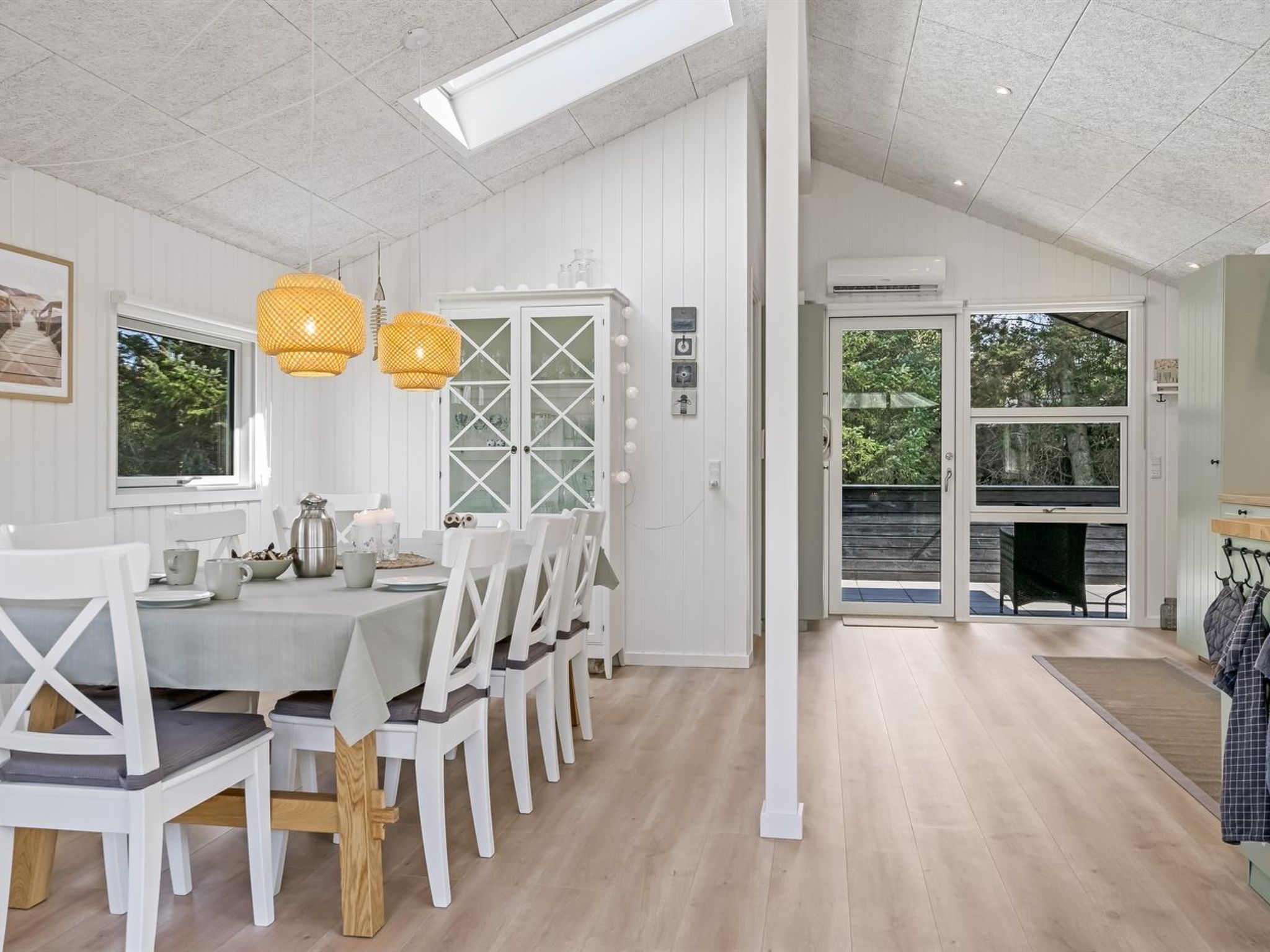 "Ema" - 1.9km from the sea - Binnen