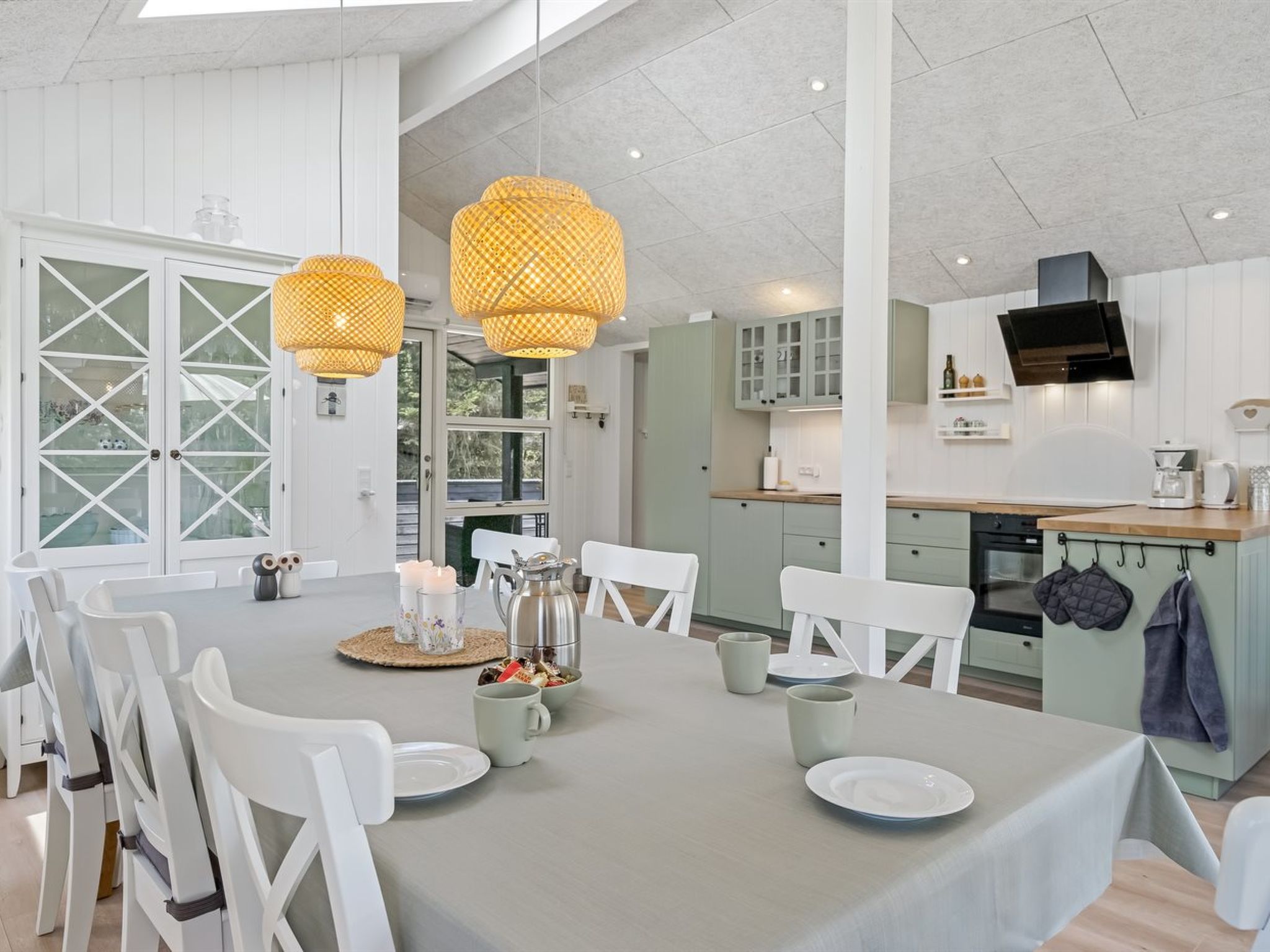 "Ema" - 1.9km from the sea - Binnen
