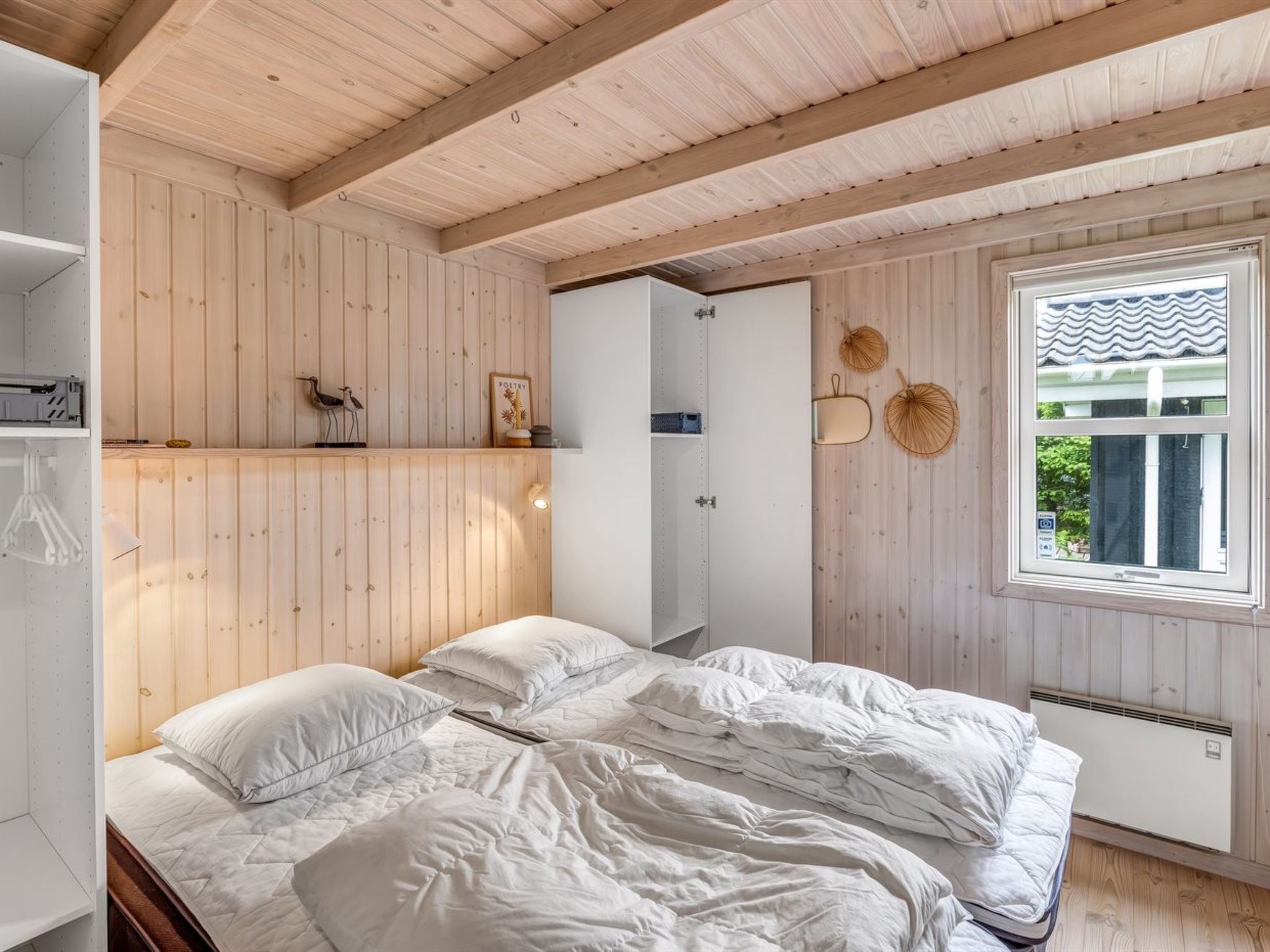 "Anouk" - 2km from the sea - Binnen